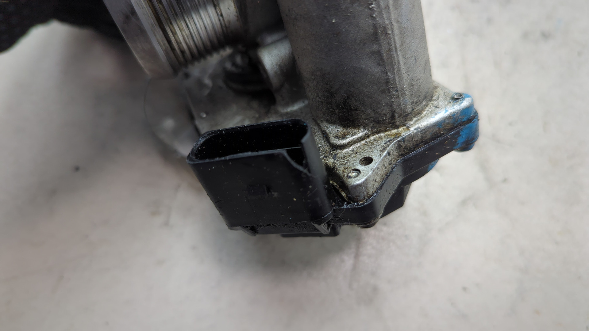 Заслонка дроссельная электрическая