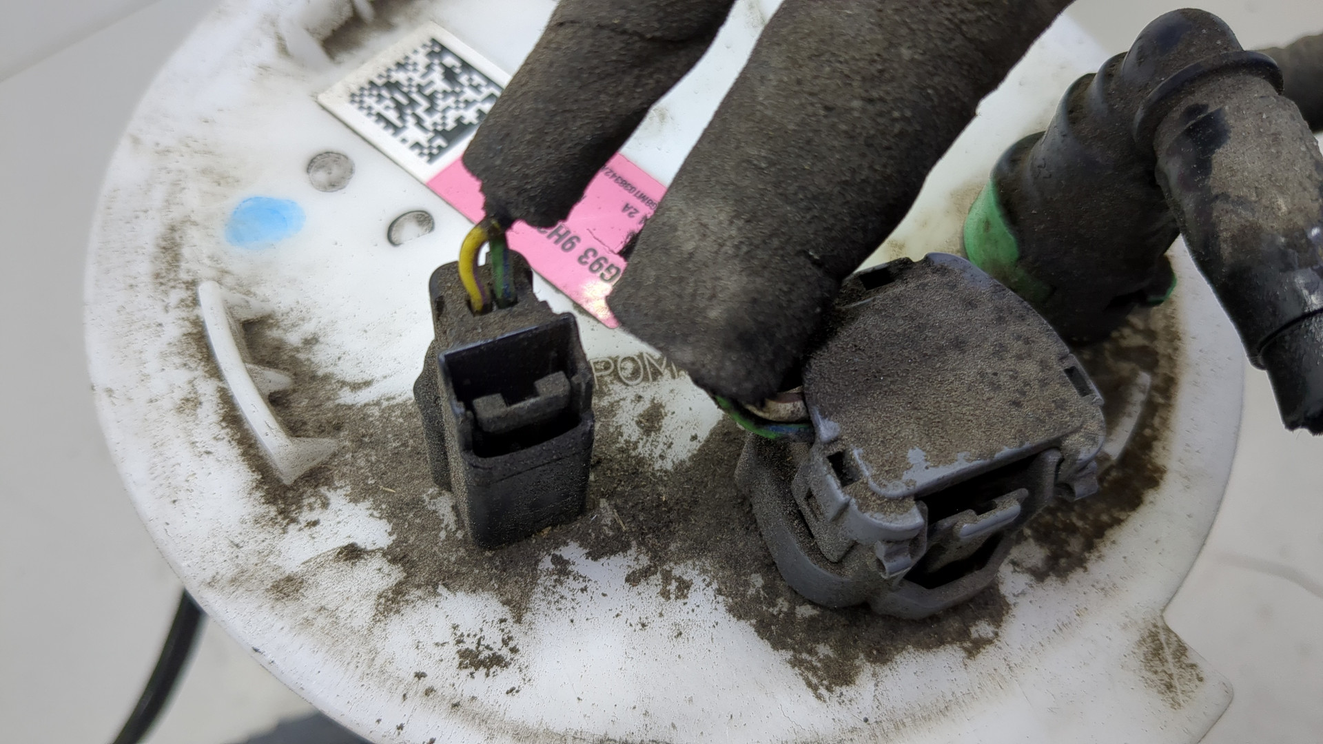 Насос топливный электрический