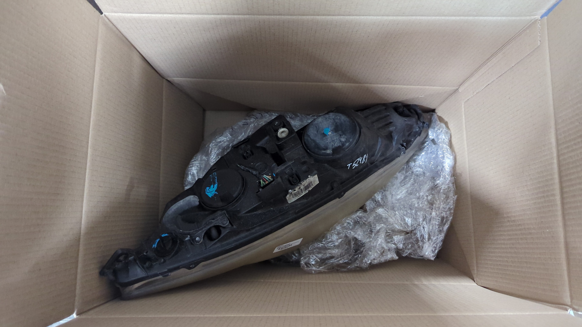 Фара правая