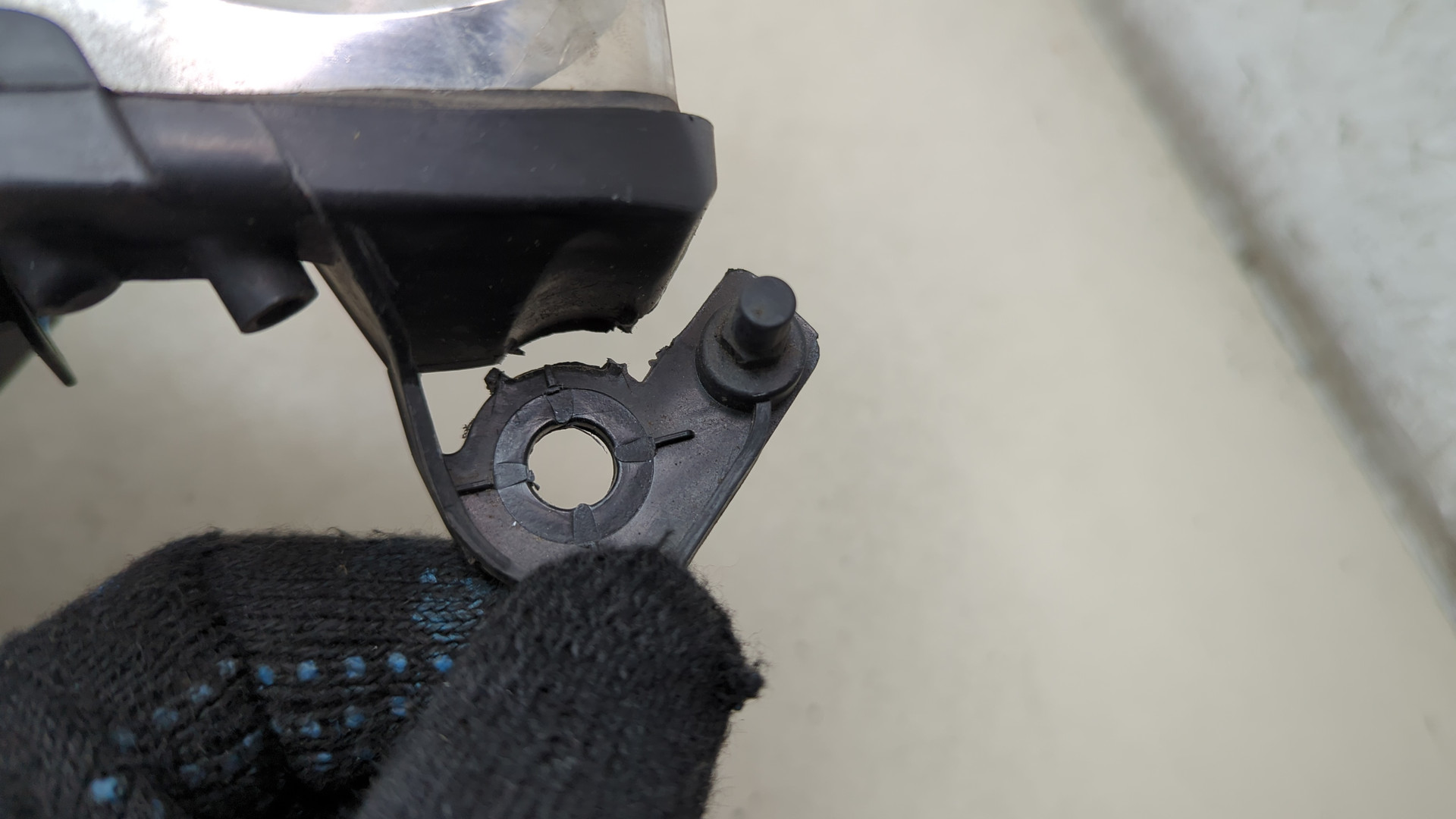 Фара правая