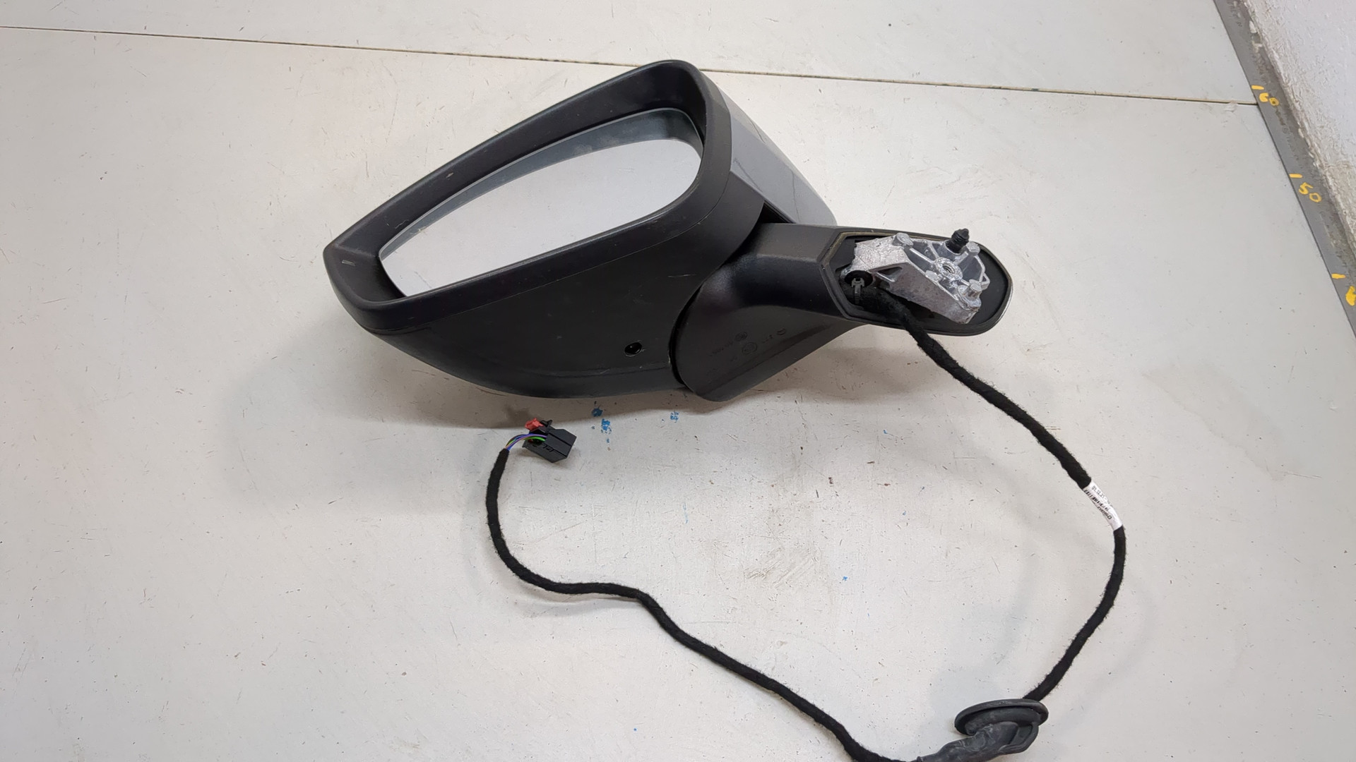 Зеркало левое электрическое