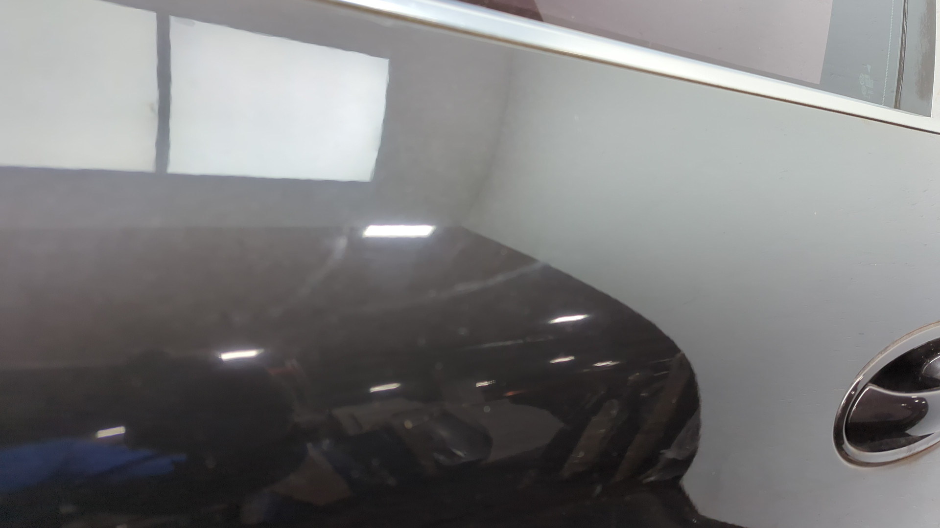 Дверь передняя левая