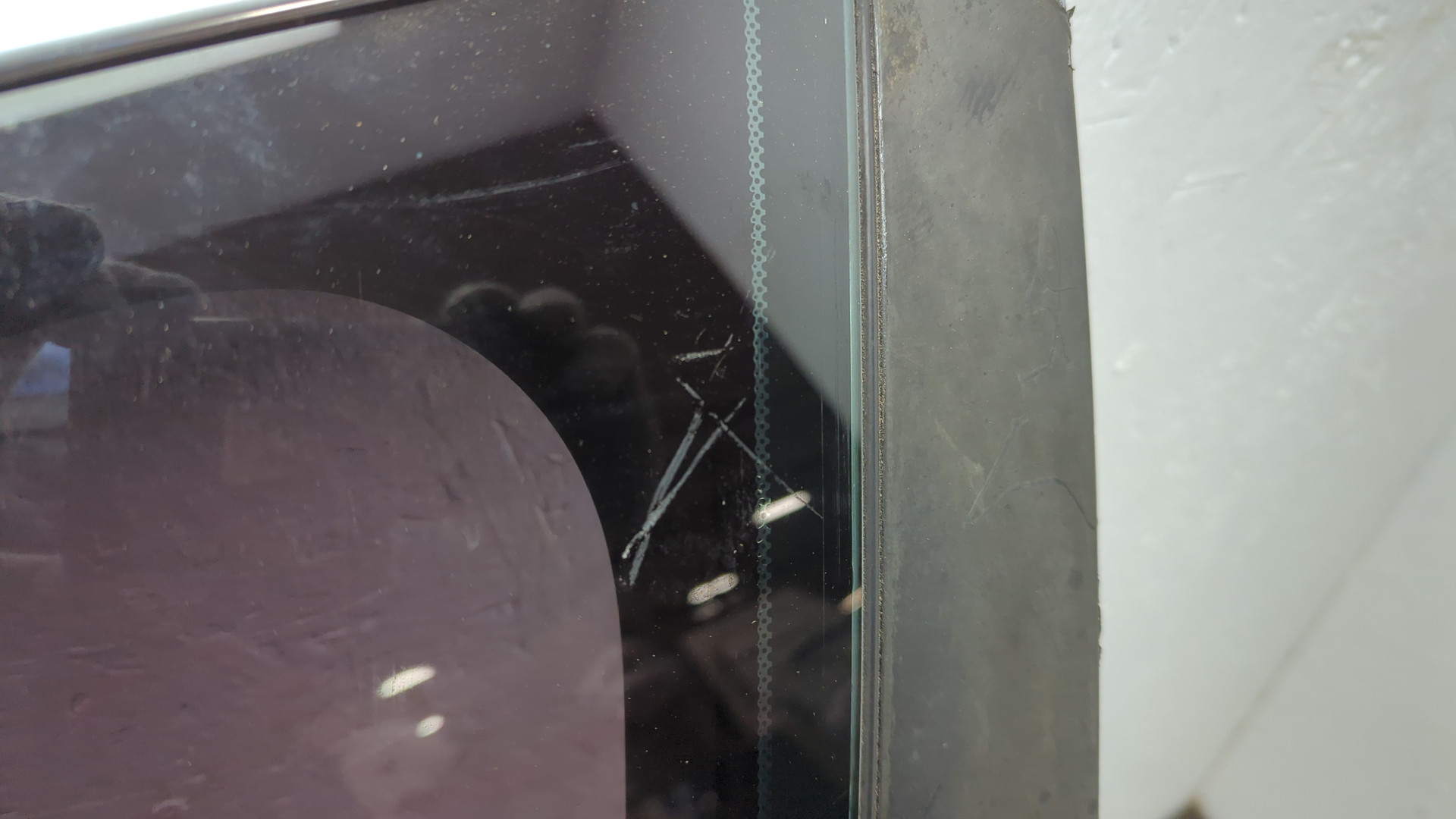 Дверь передняя левая