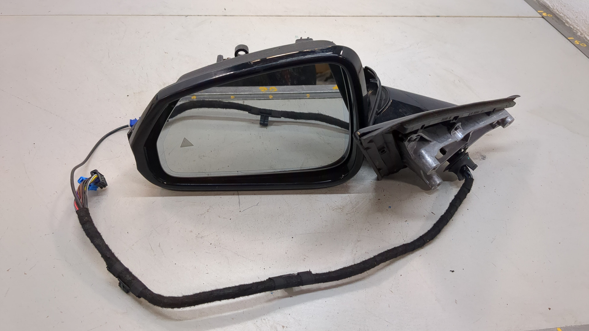 Зеркало левое электрическое