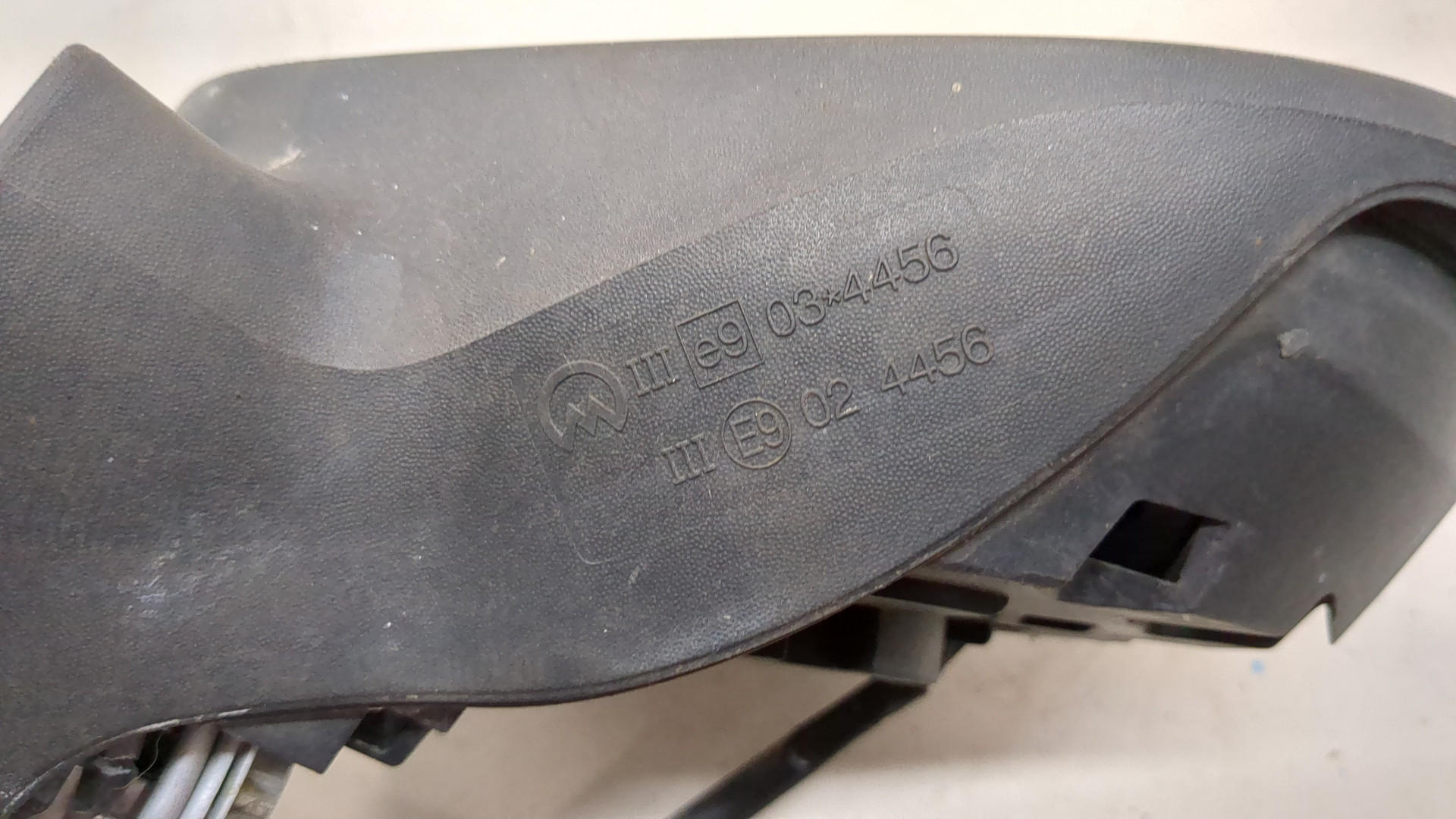 Зеркало левое электрическое