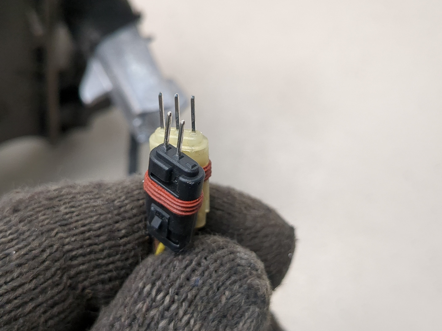 Зеркало правое электрическое