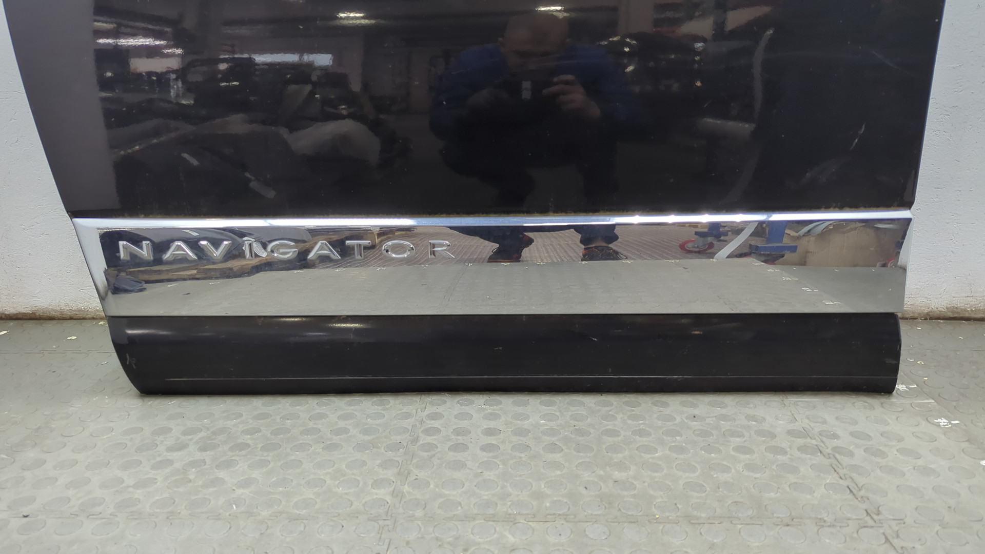 Дверь передняя левая