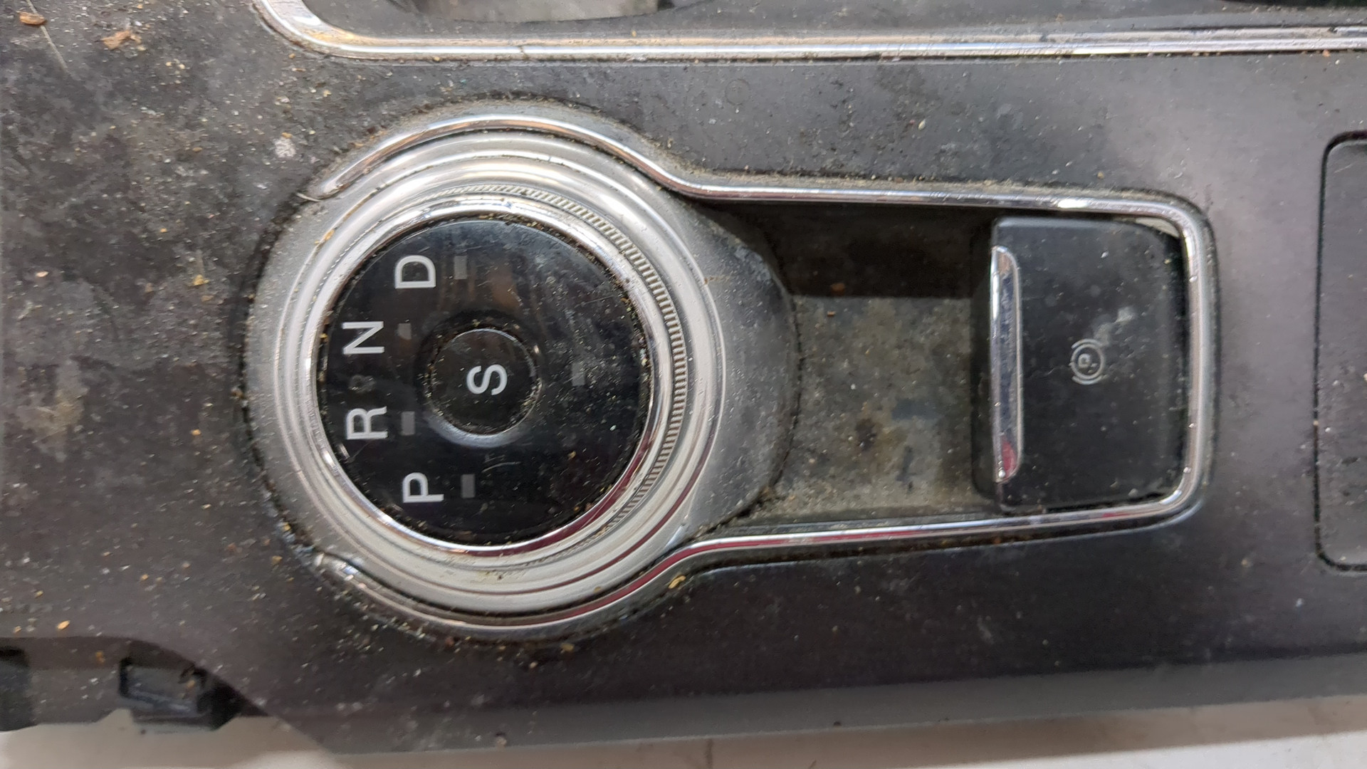 Кулиса МКПП / АКПП