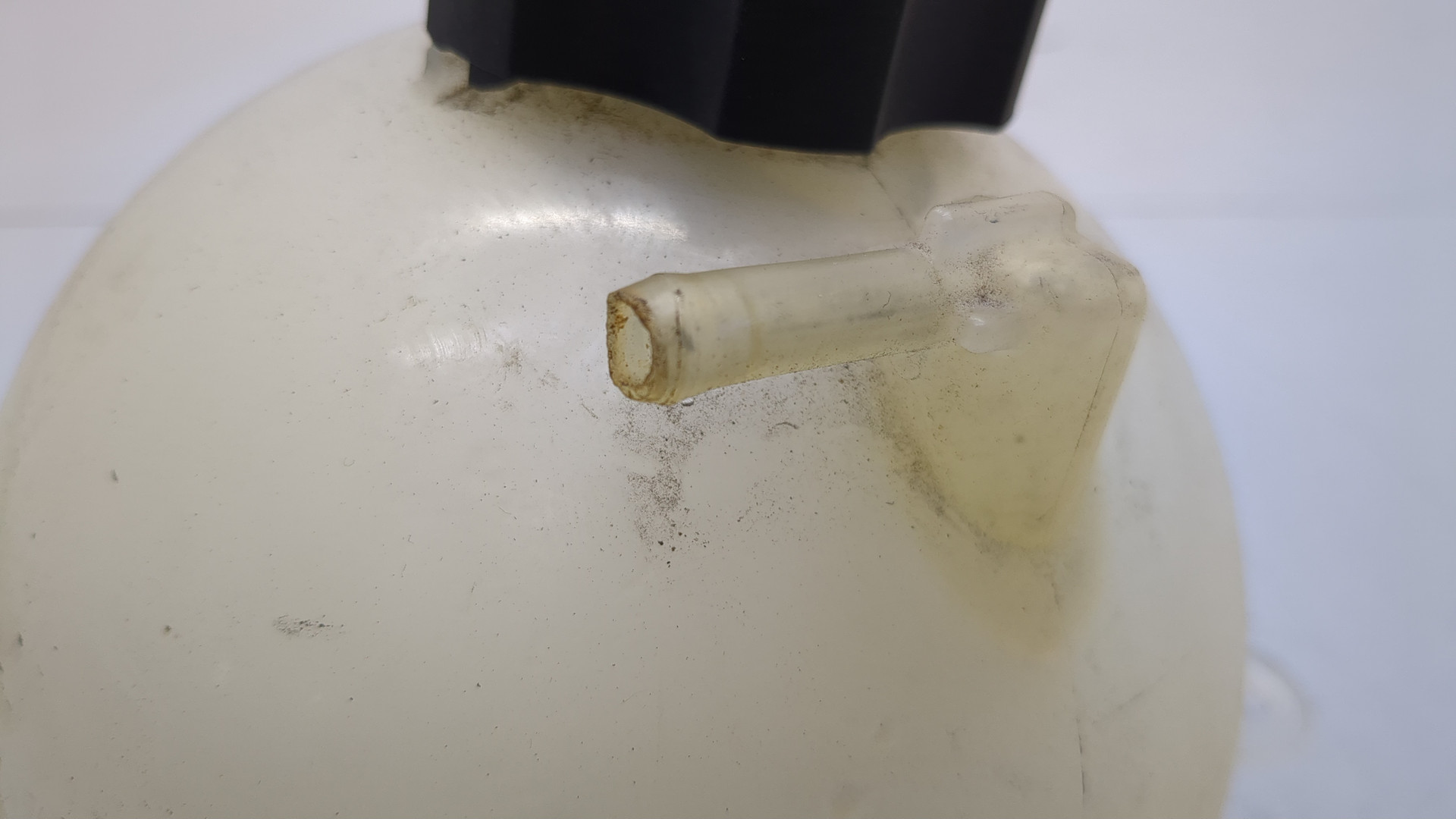 Бачок расширительный