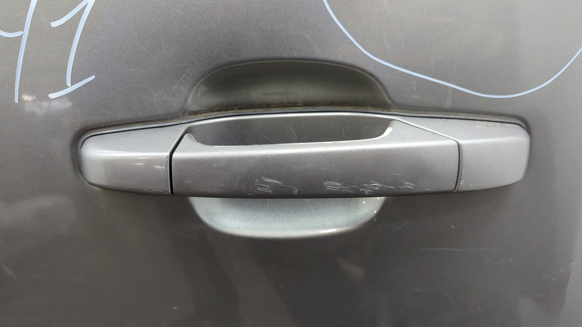 Дверь задняя левая