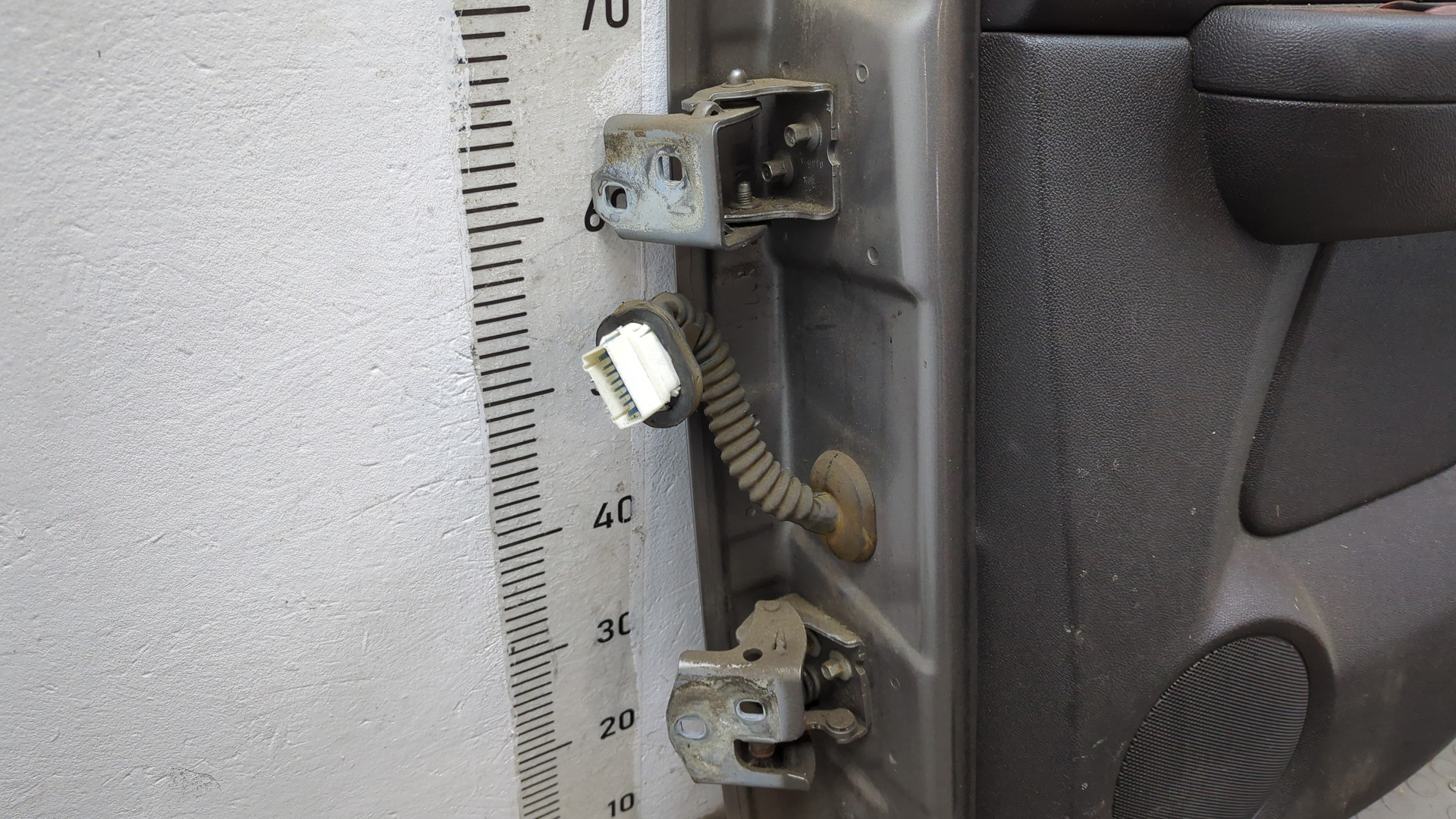 Дверь задняя правая