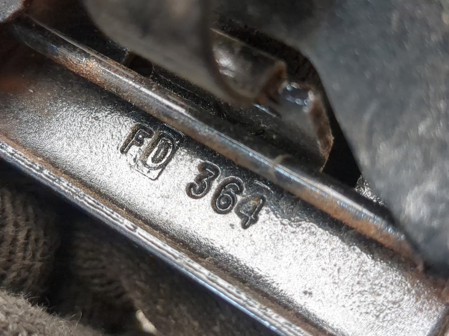 Лючок бензобака