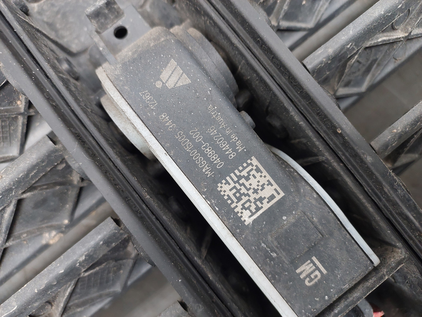 Жалюзи (воздуховод) бампера переднего