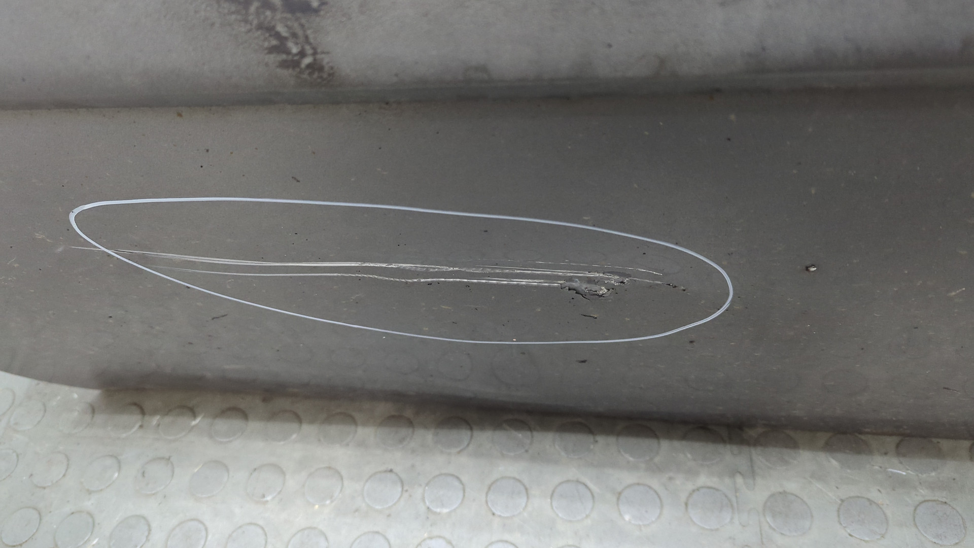 Дверь передняя левая