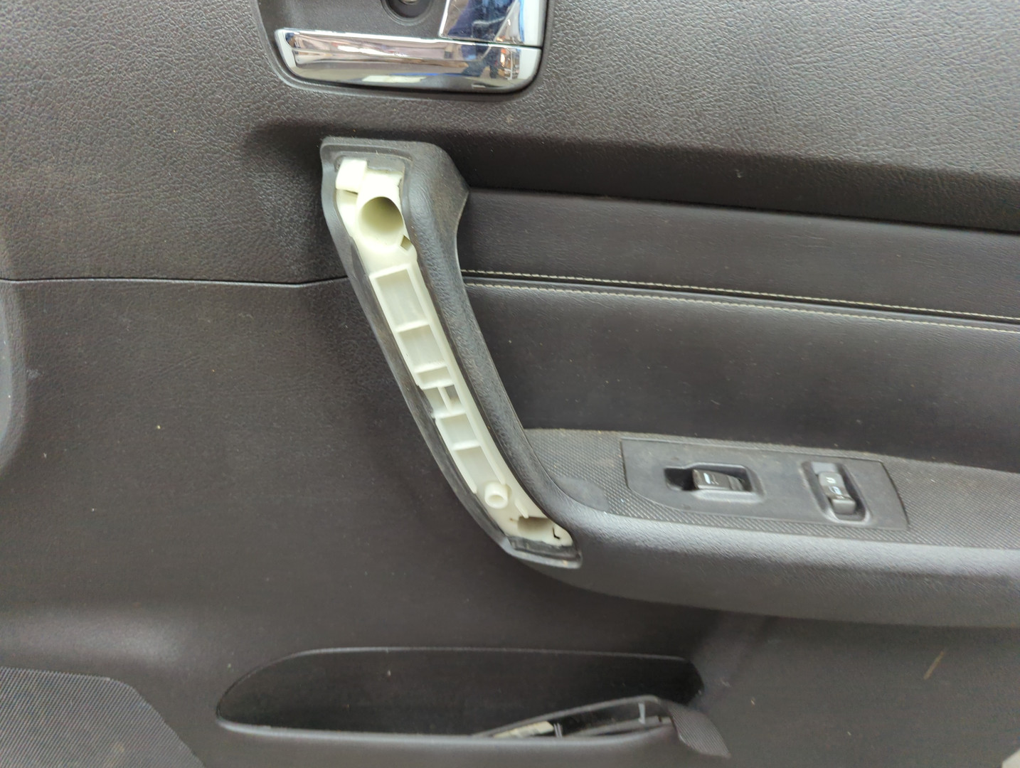 Дверь передняя правая