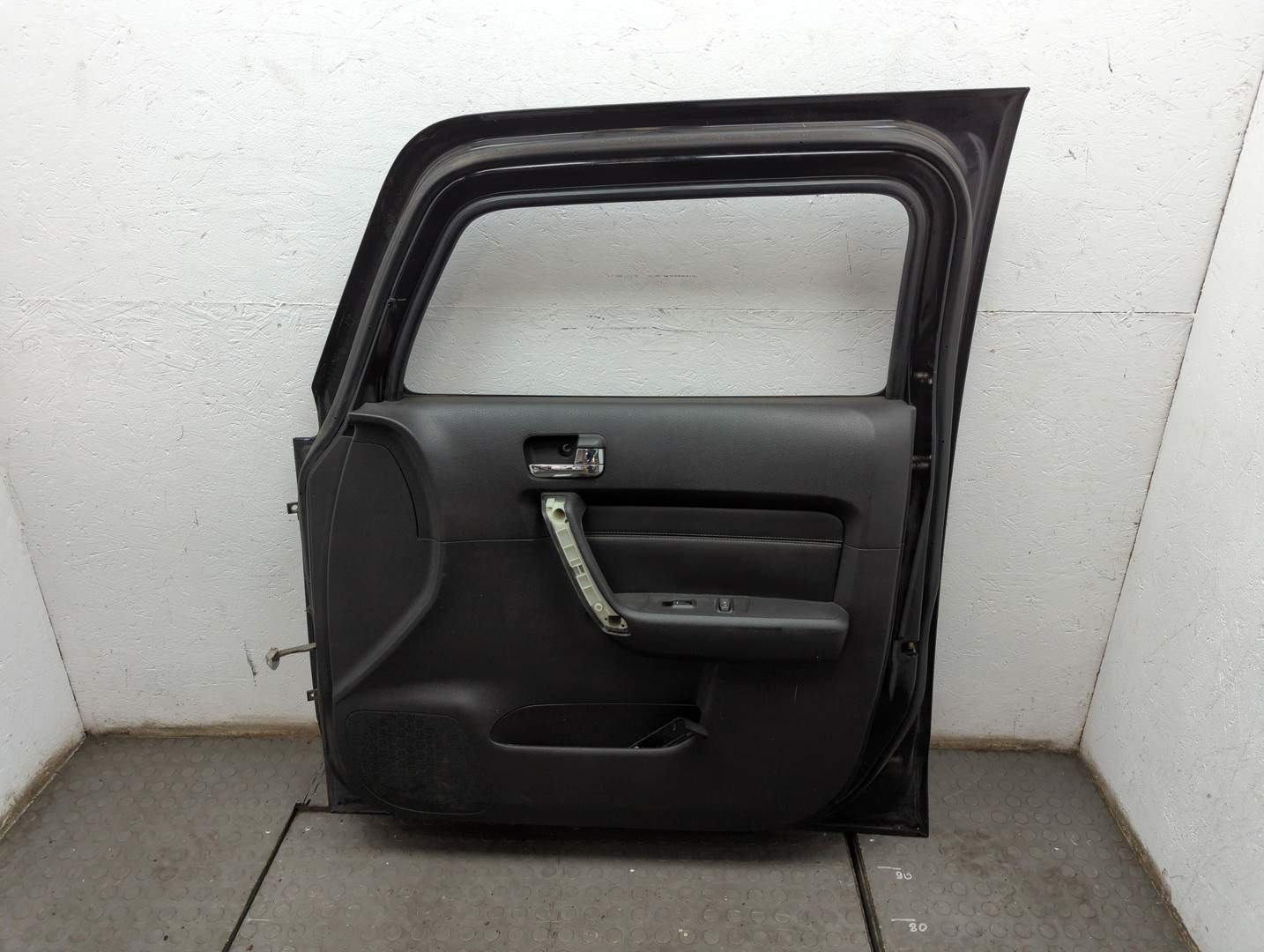 Дверь передняя правая