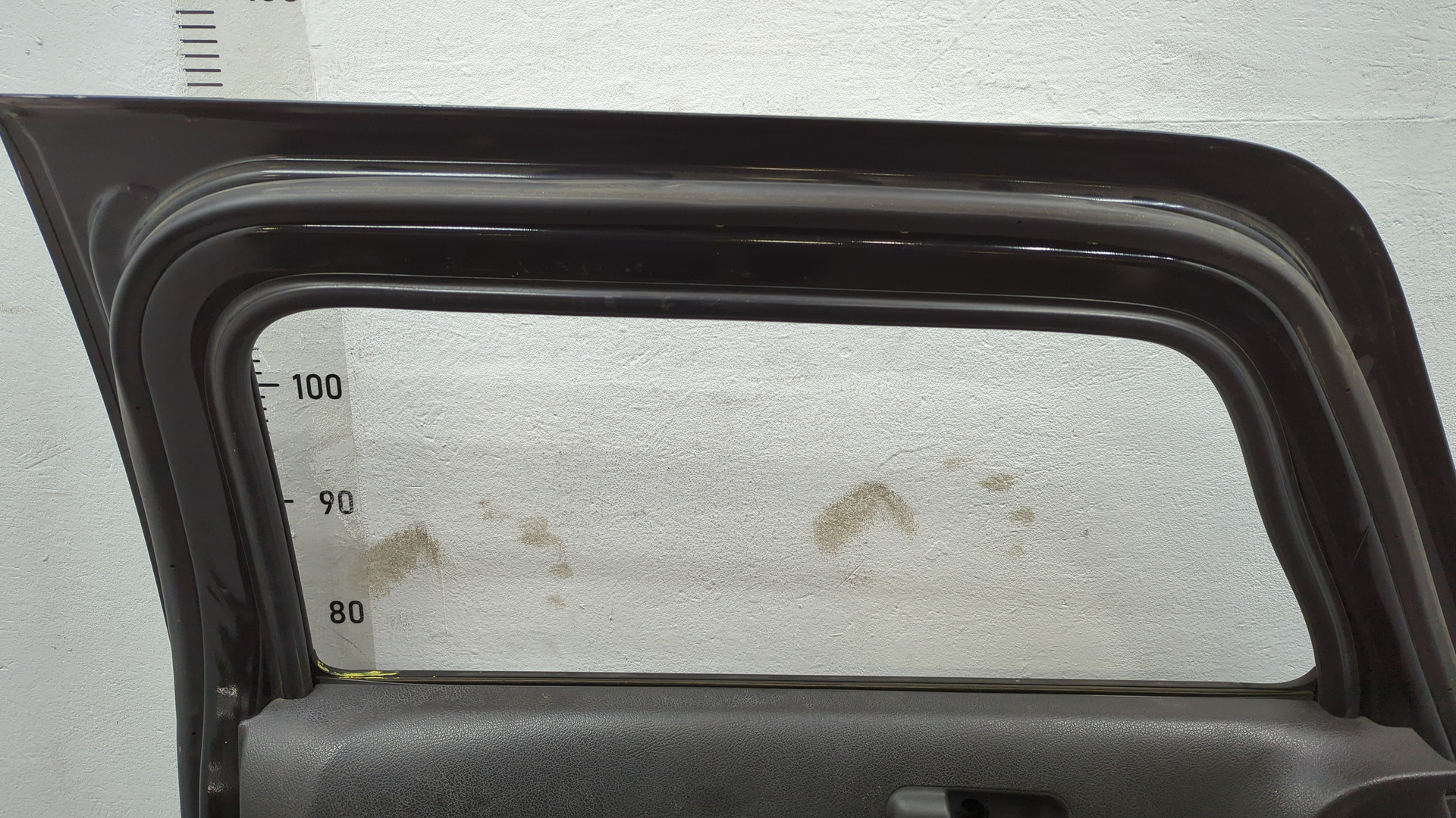 Дверь передняя левая