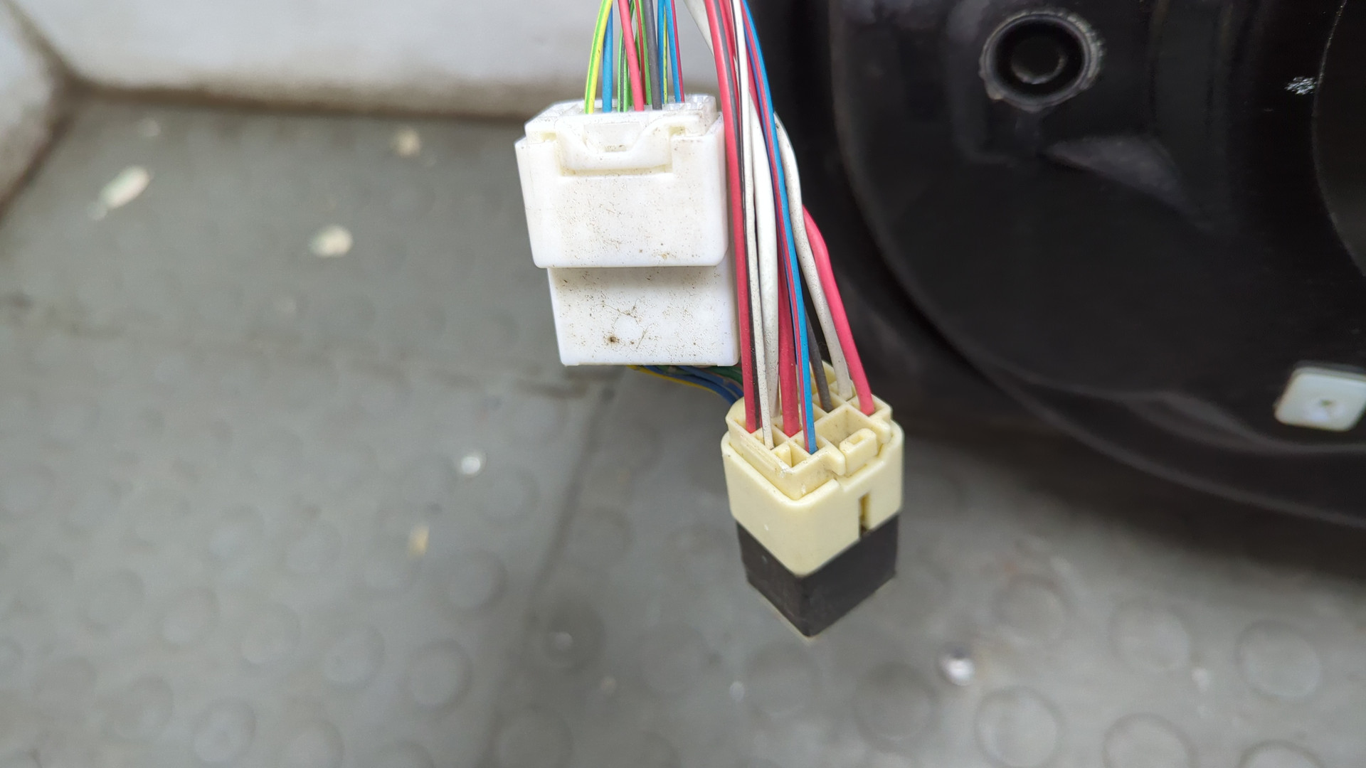 Дверь передняя правая