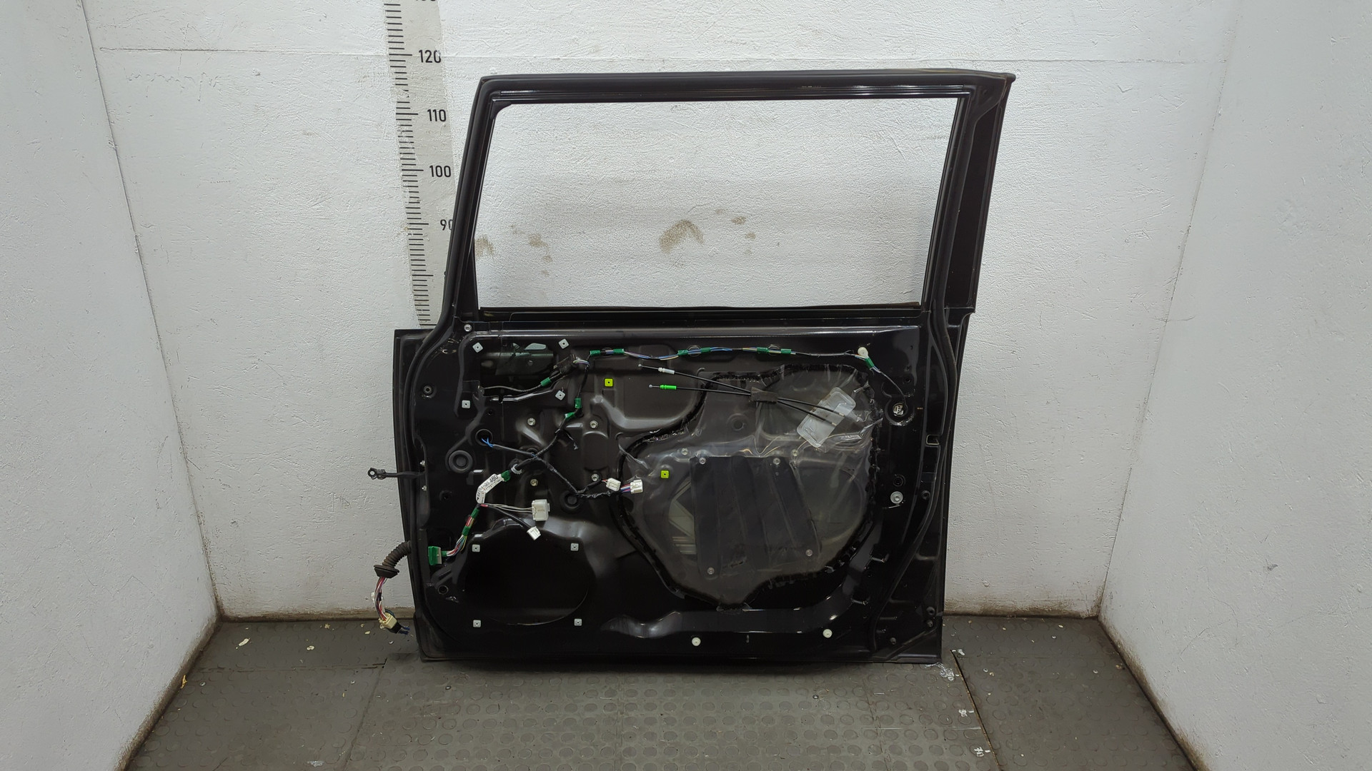 Дверь передняя правая