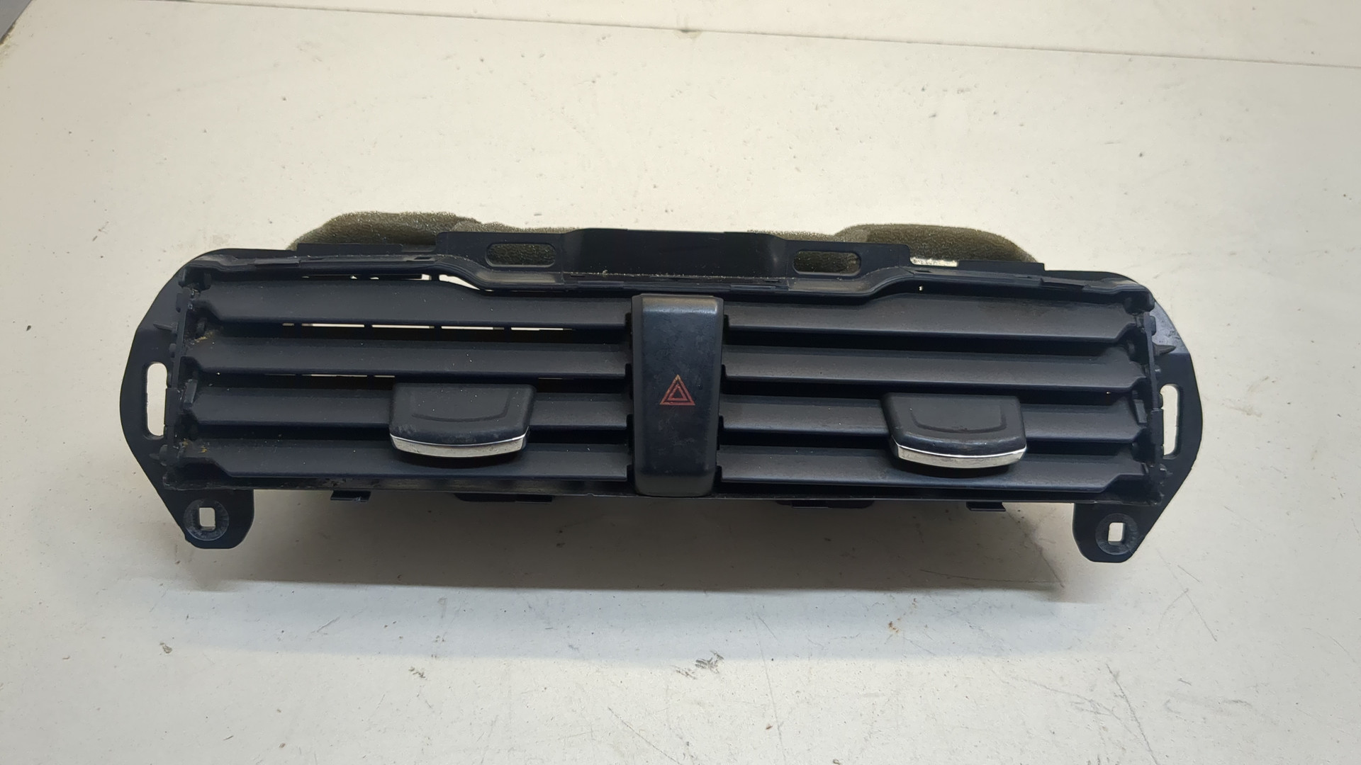 Дефлектор воздушный