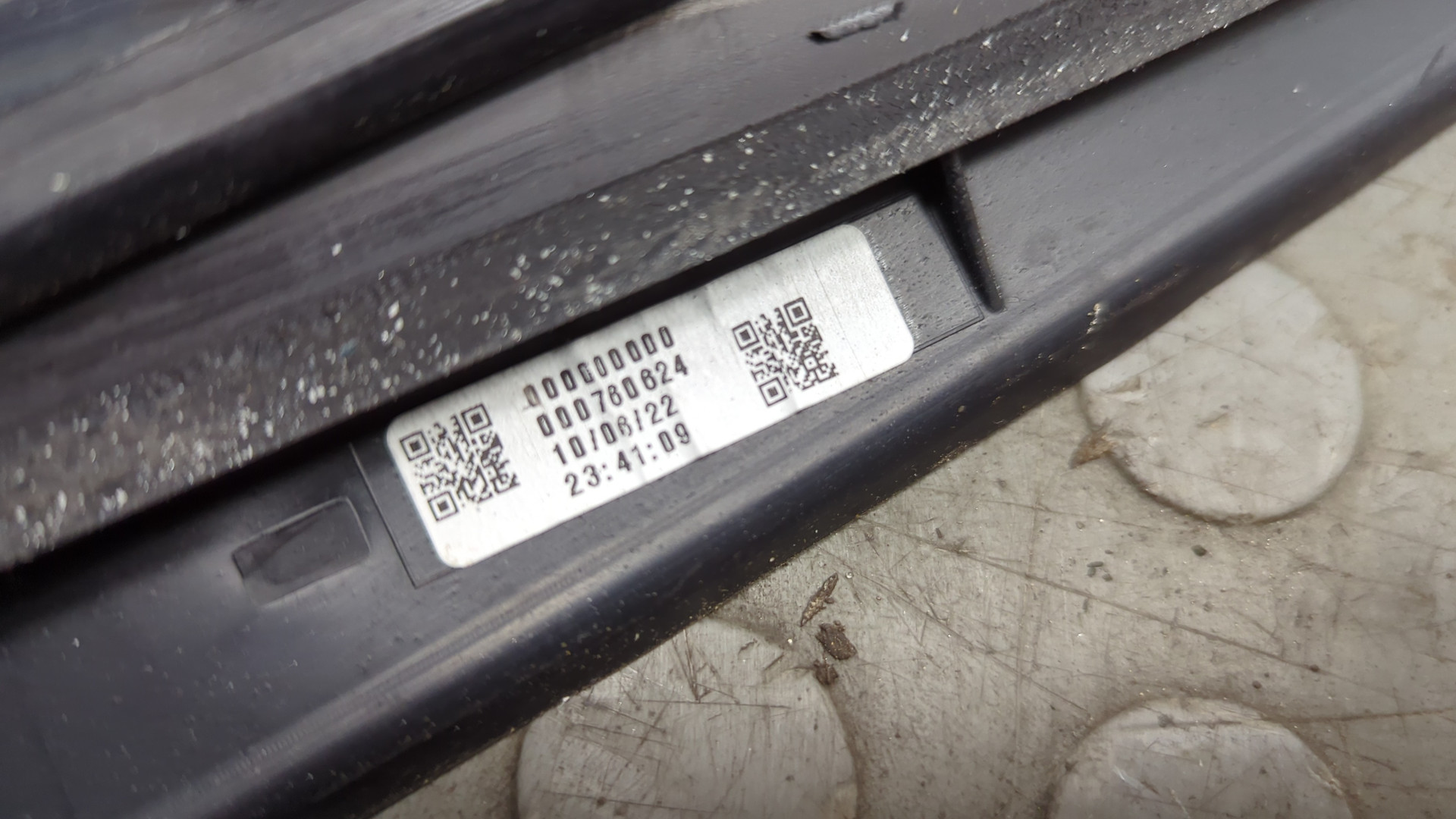 Стекло кузовное глухое правое