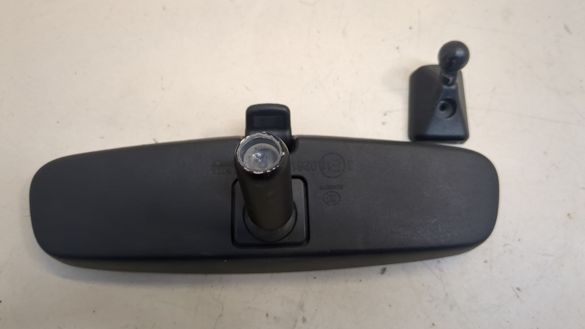 Зеркало заднего вида