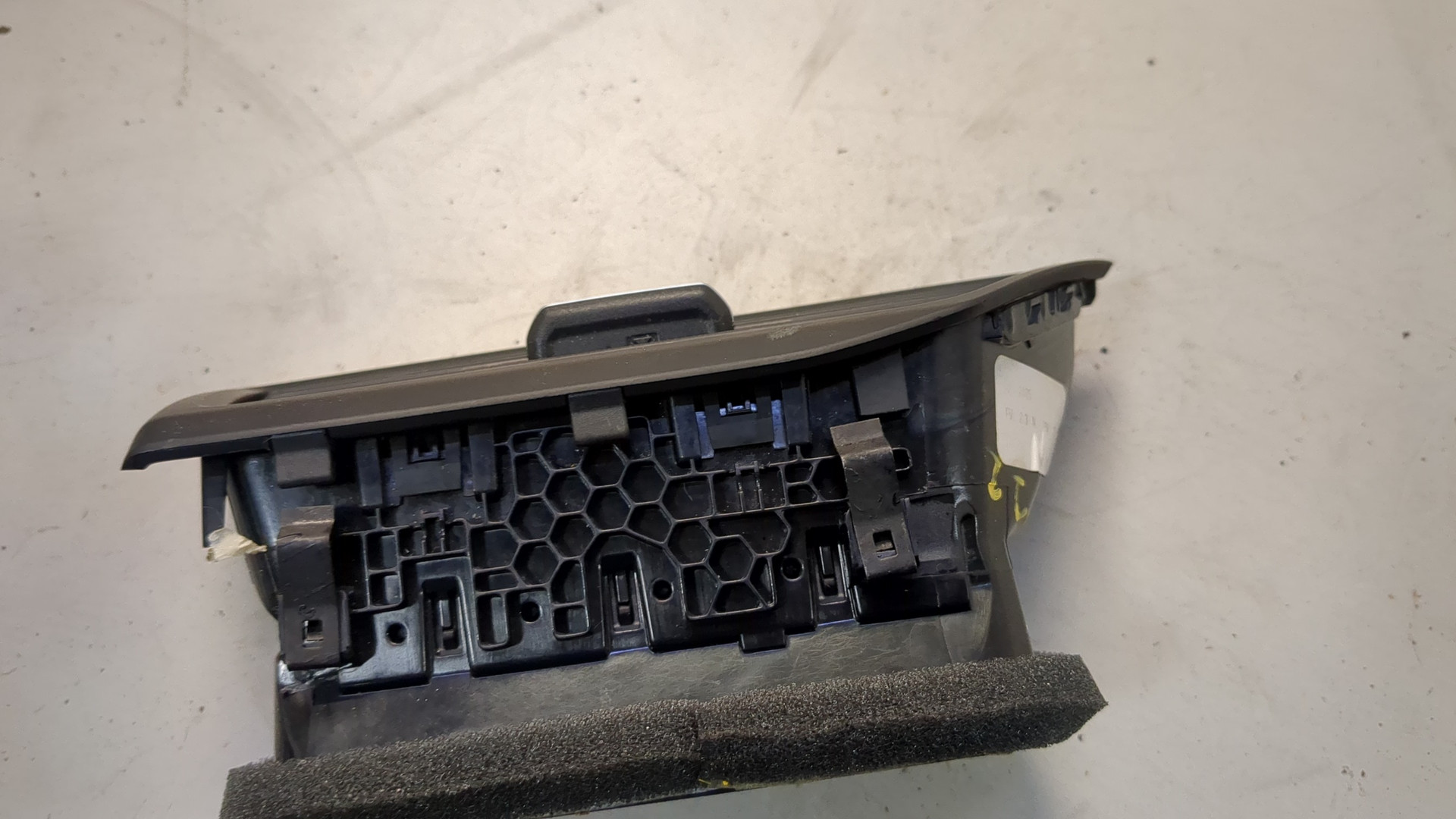 Дефлектор воздушный