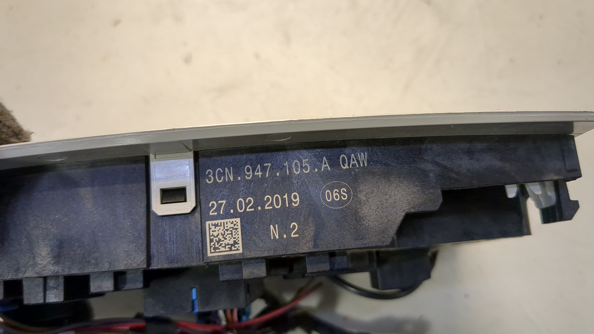 Плафон салонный