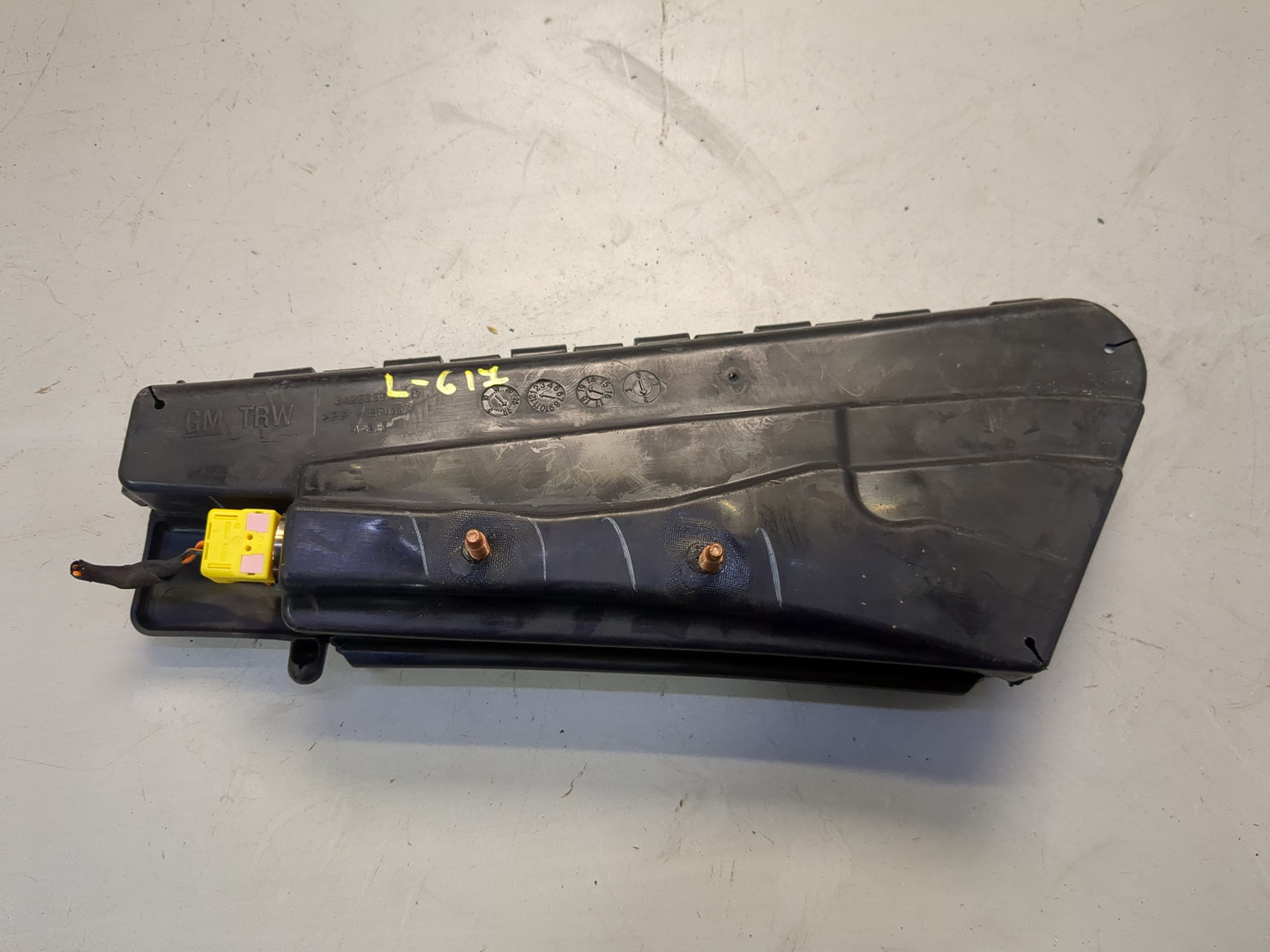 Подушка безопасности боковая (в сиденье)