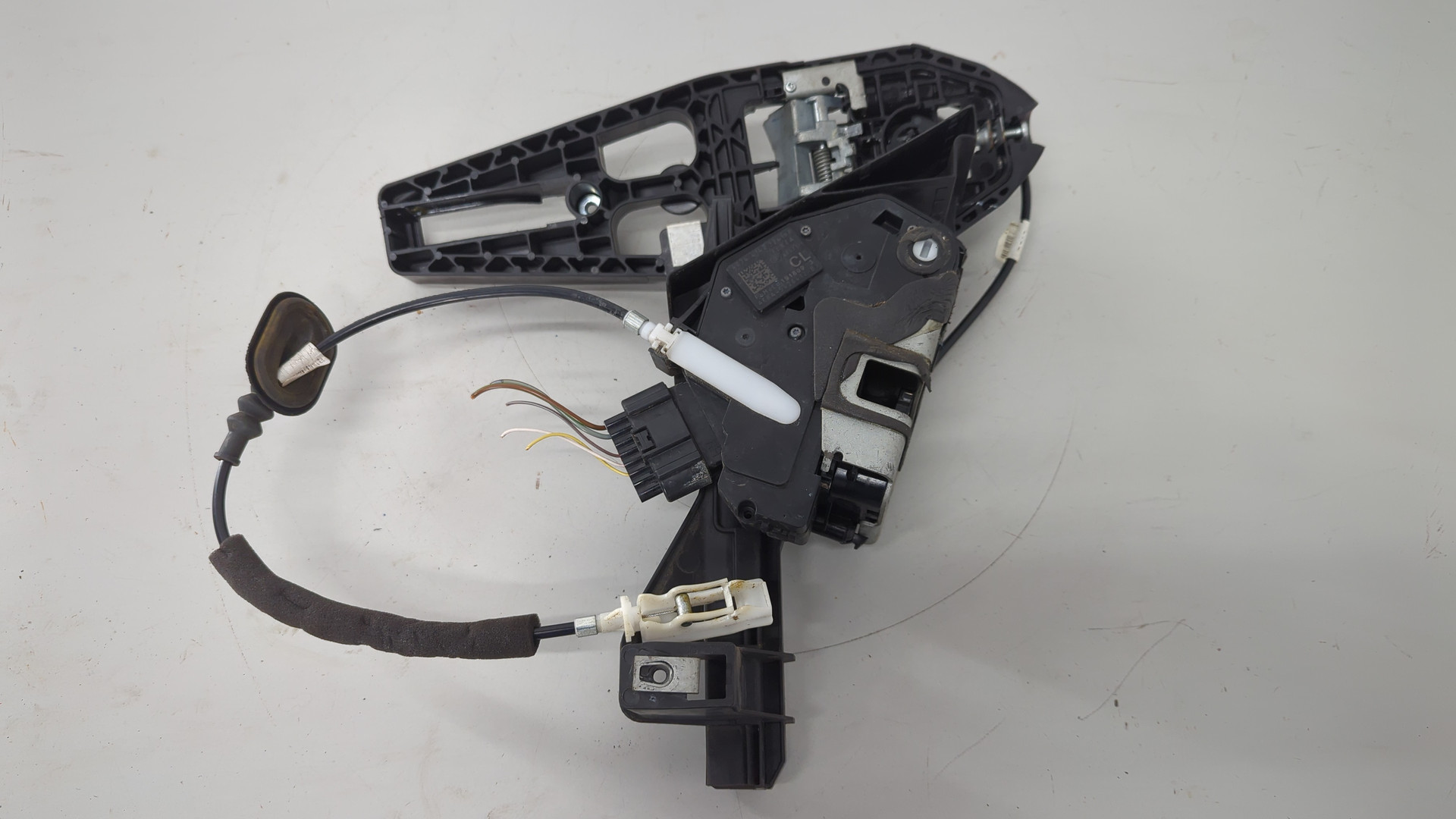 Замок двери задней правой