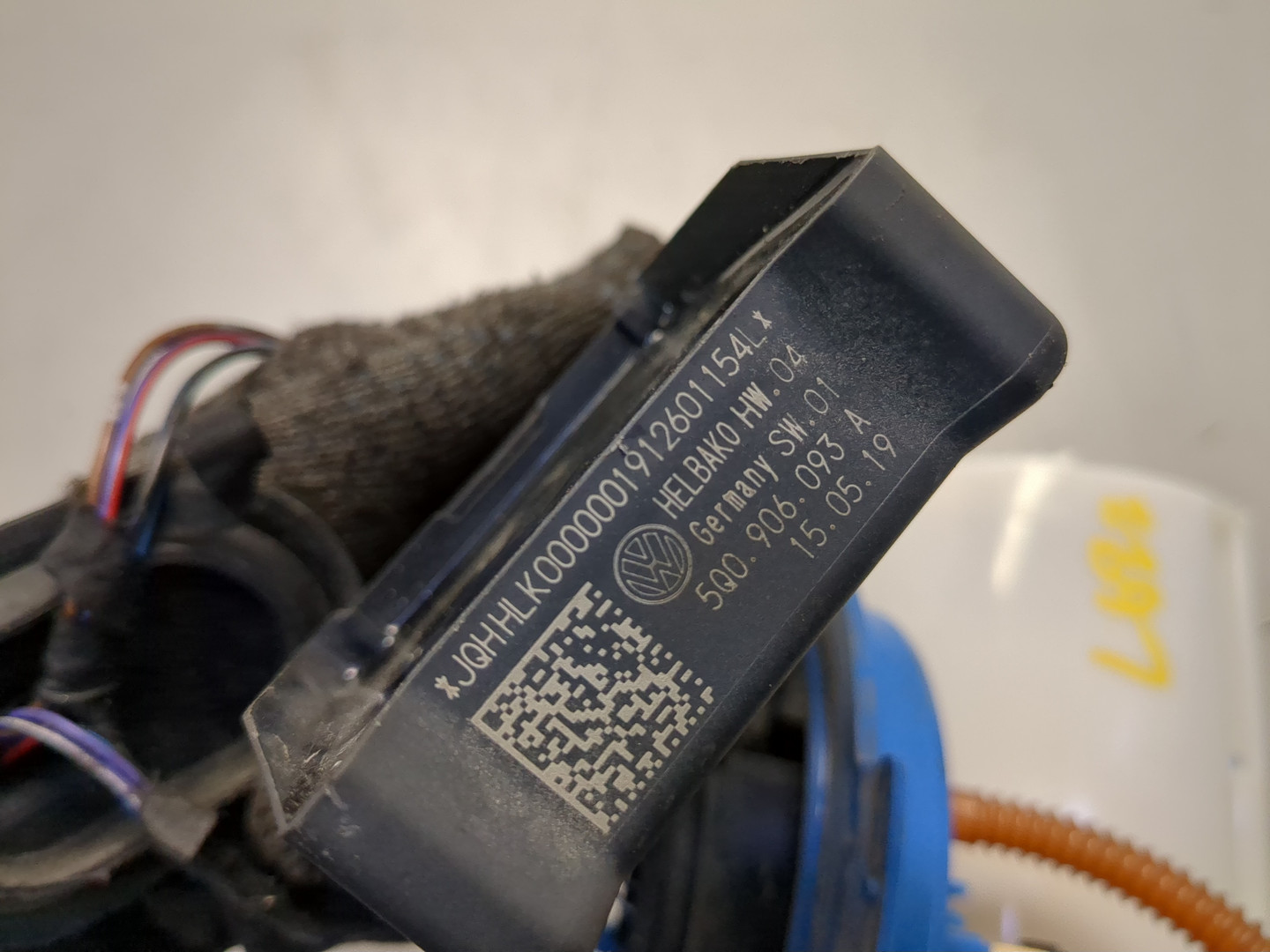 Насос топливный электрический