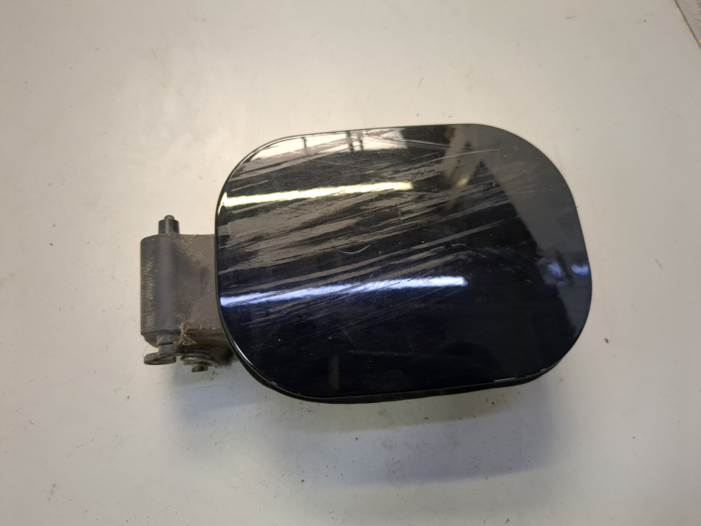 Лючок бензобака