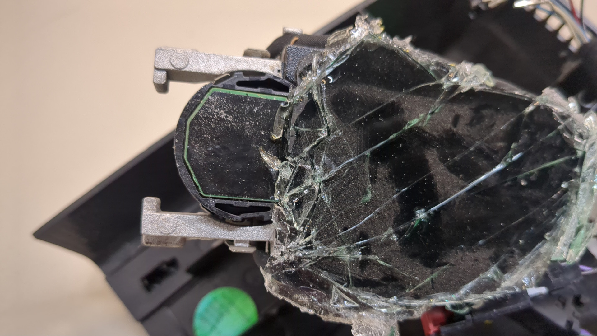 Зеркало заднего вида