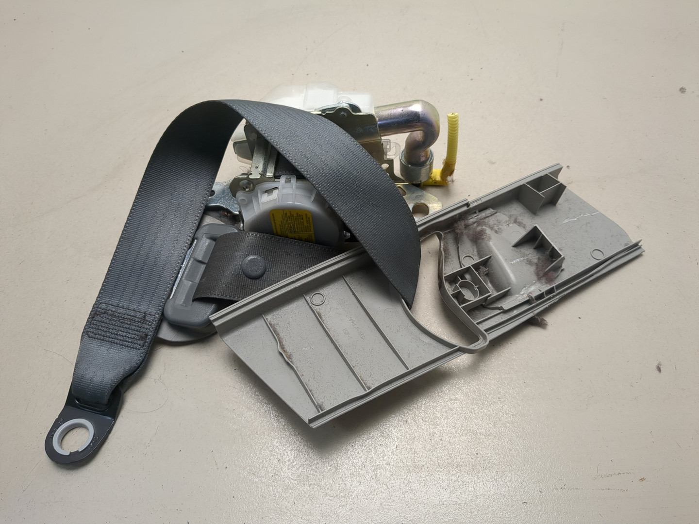 Ремень безопасности