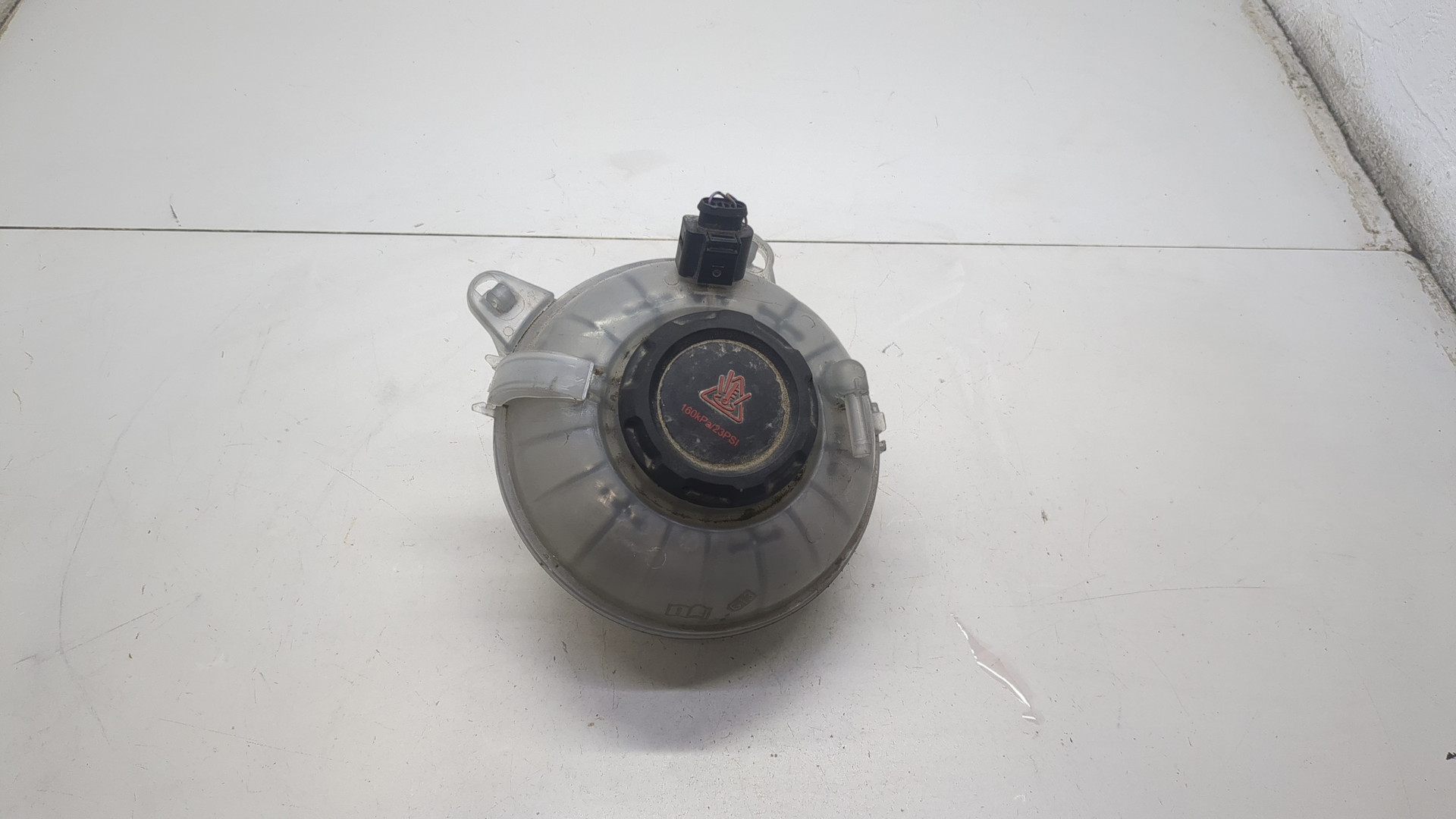 Бачок расширительный