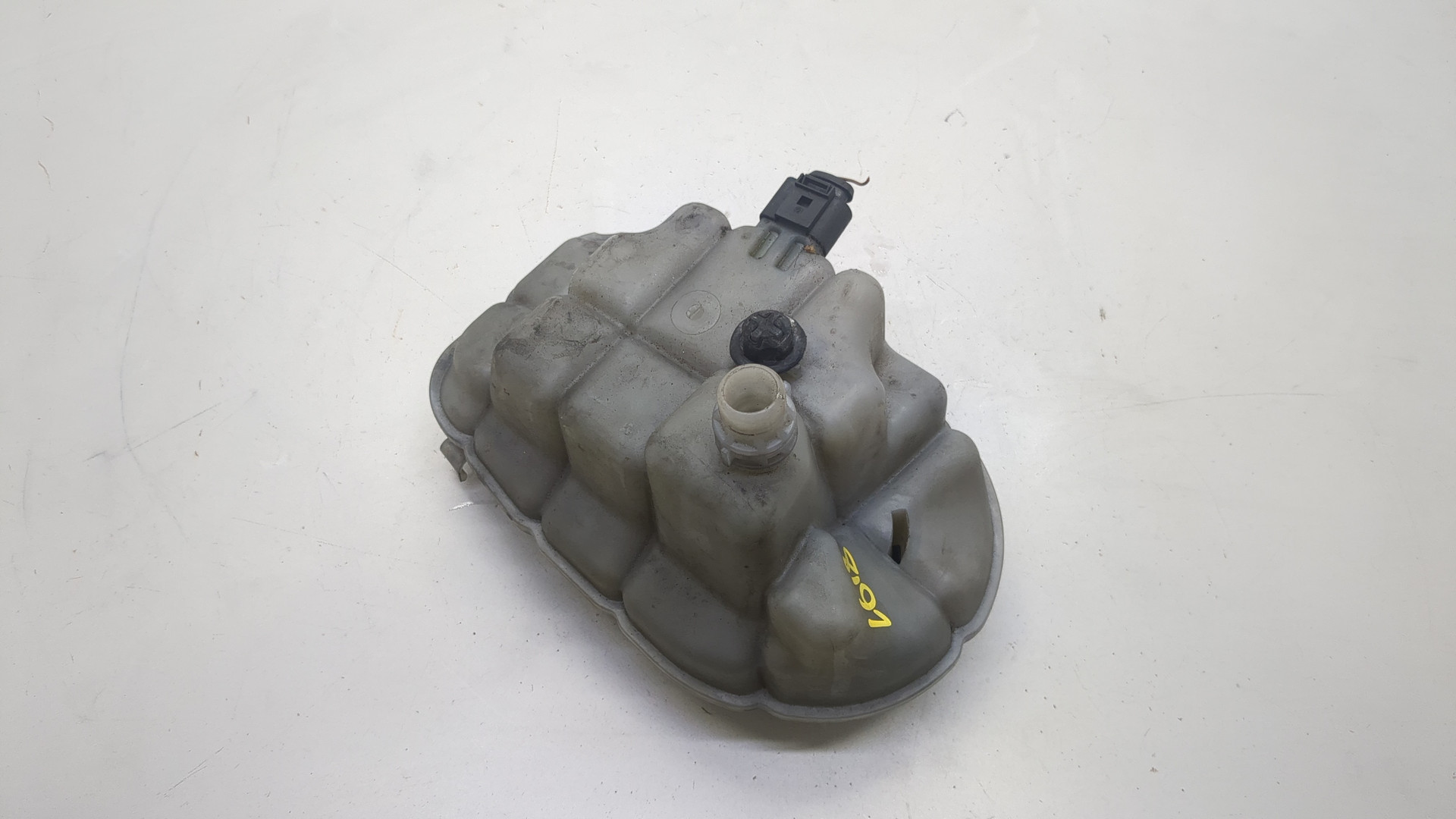 Бачок расширительный