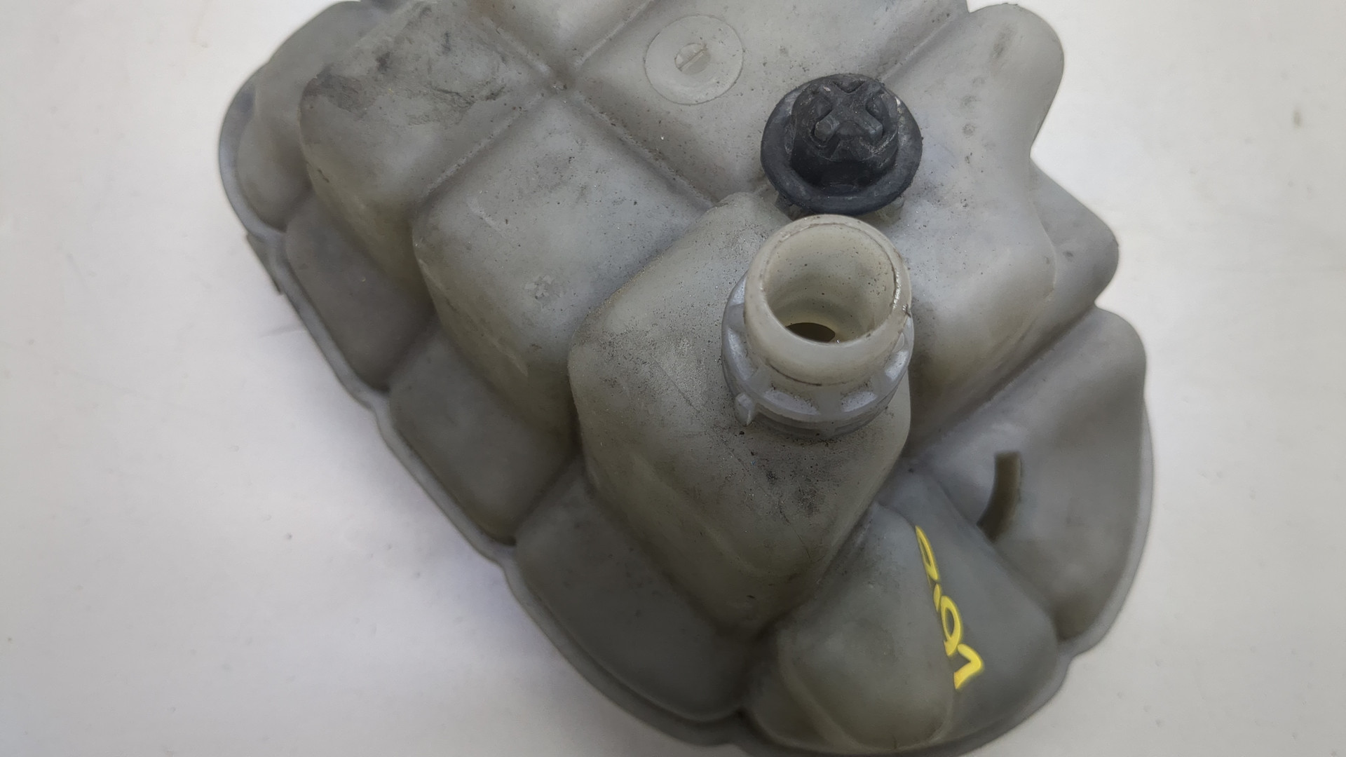 Бачок расширительный