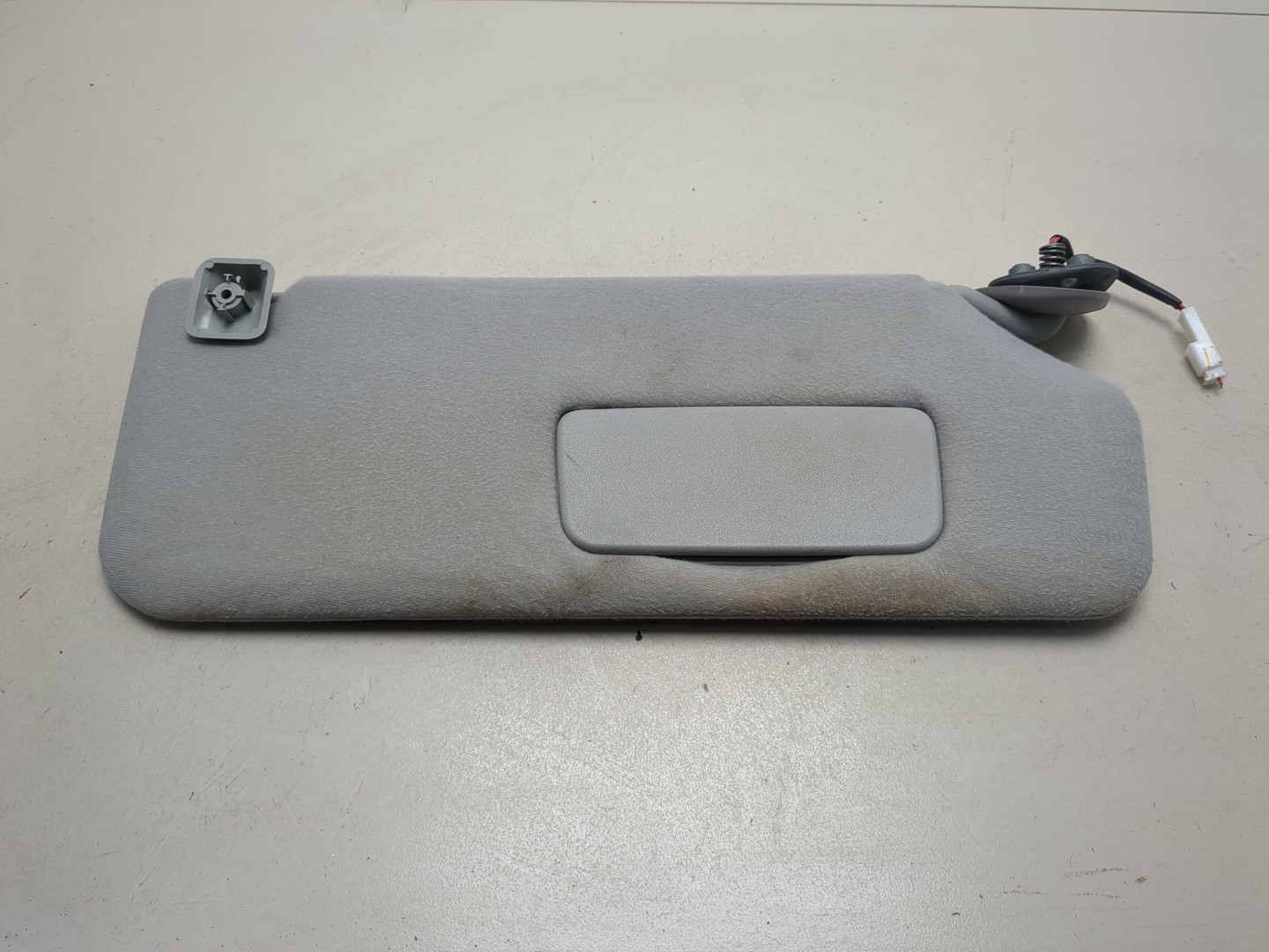 Козырек солнцезащитный