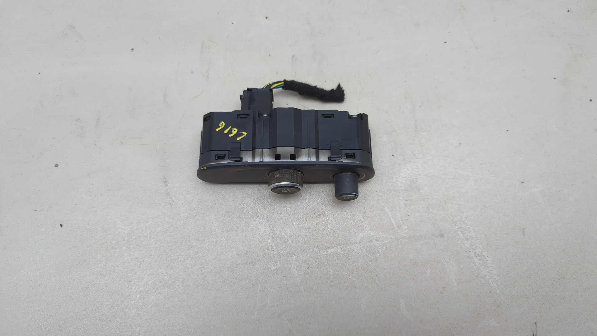 Блок управления светом фар