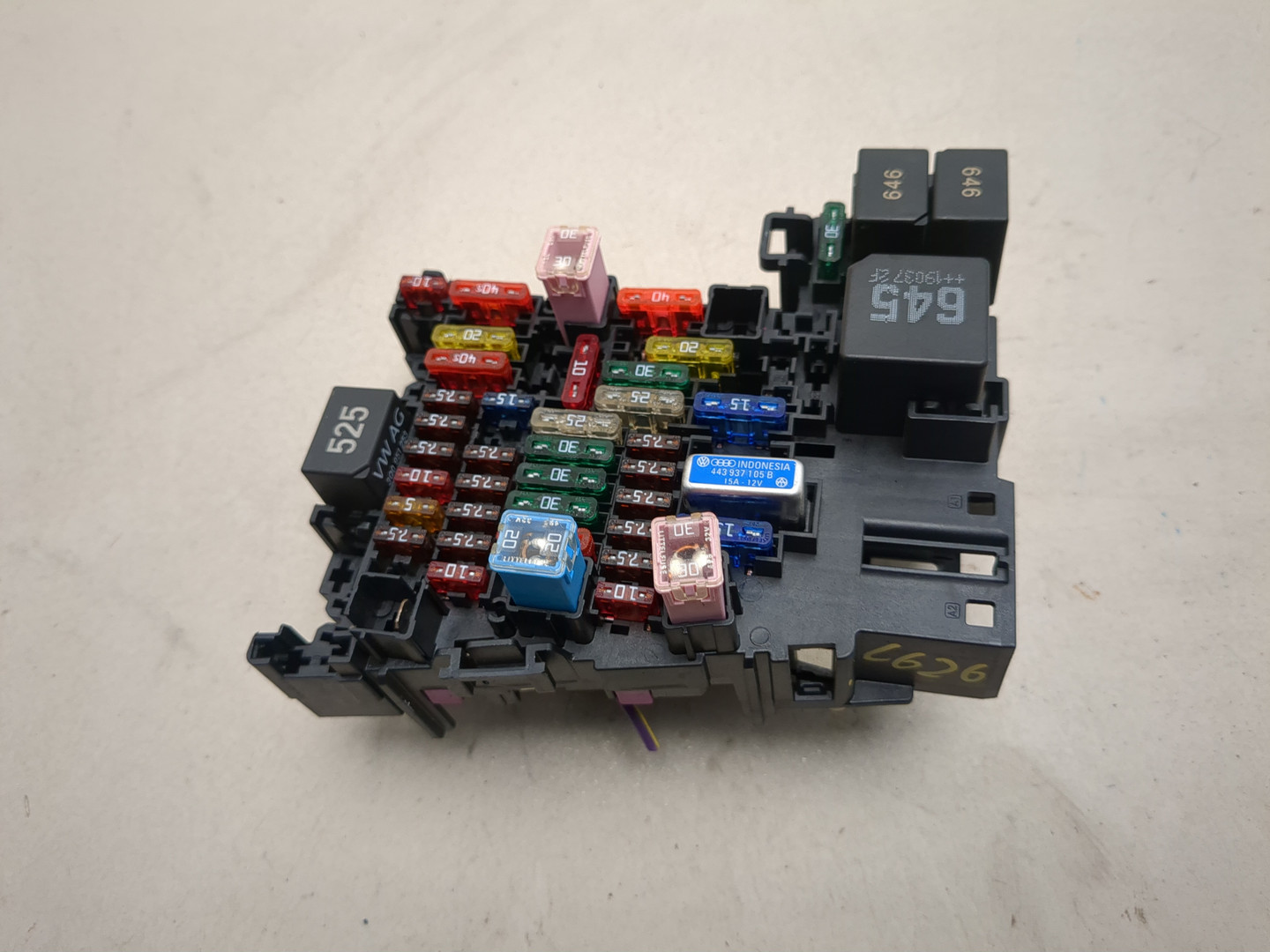 Блок предохранителей