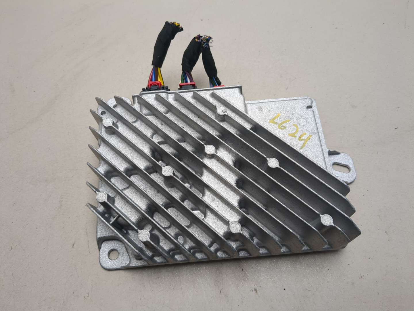 Усилитель акустической системы