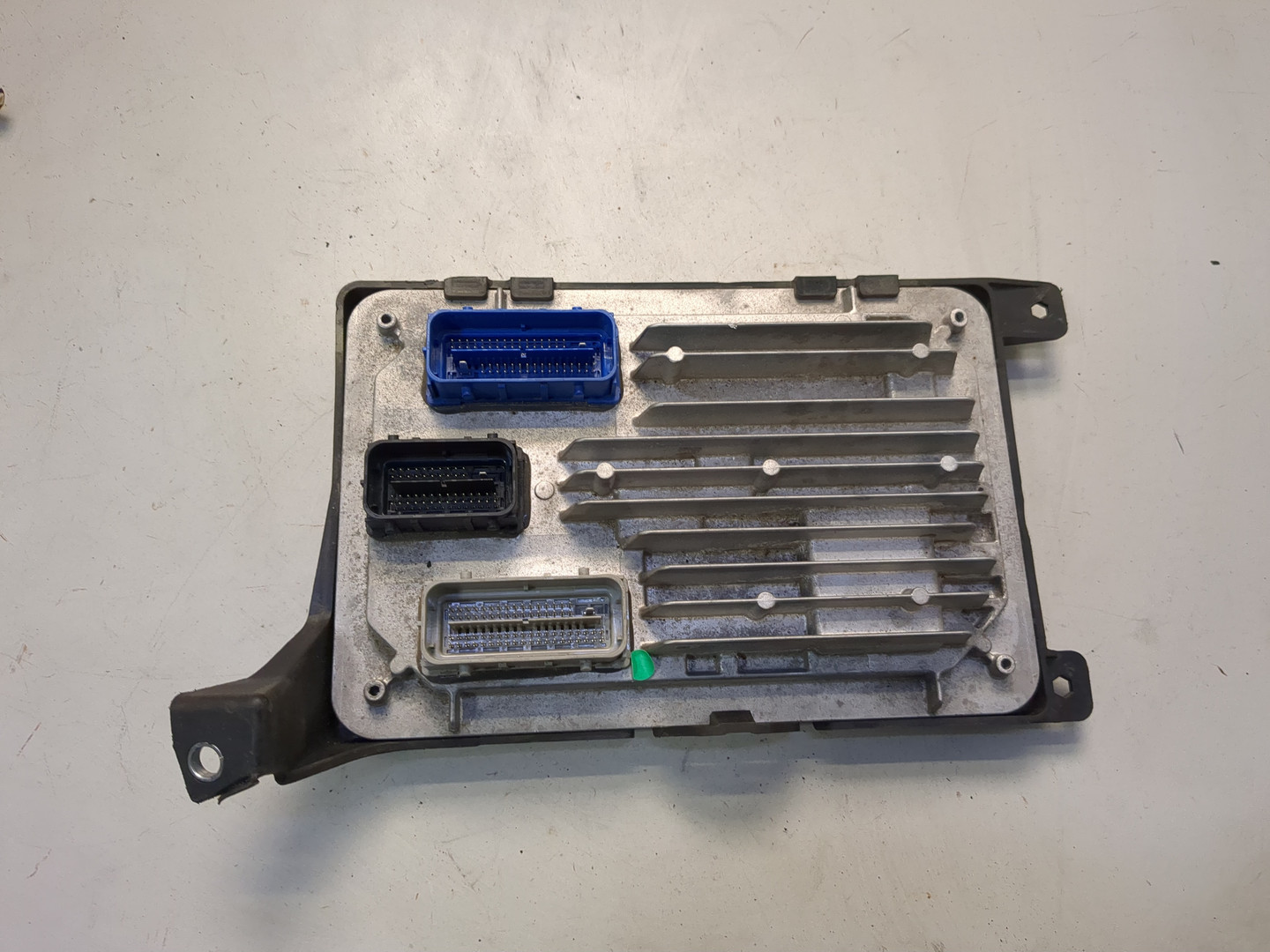 Блок управления двигателем