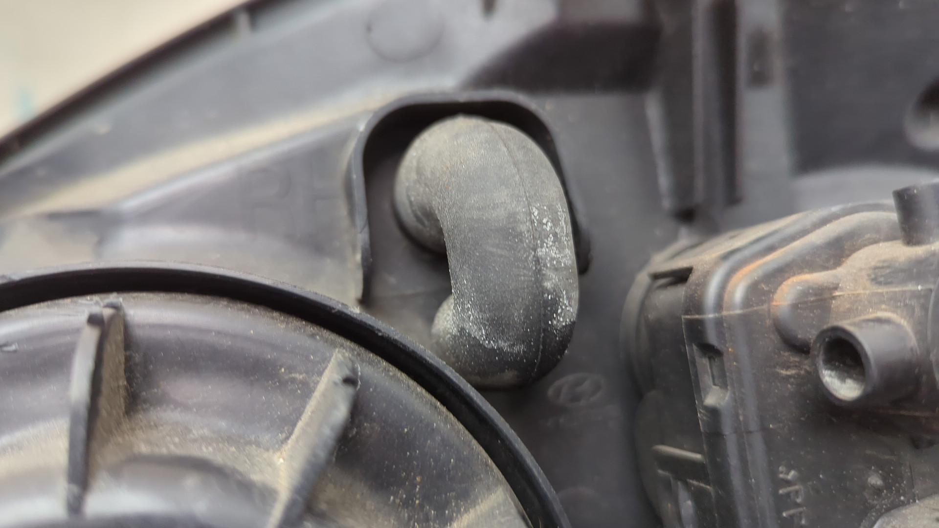 Фара правая