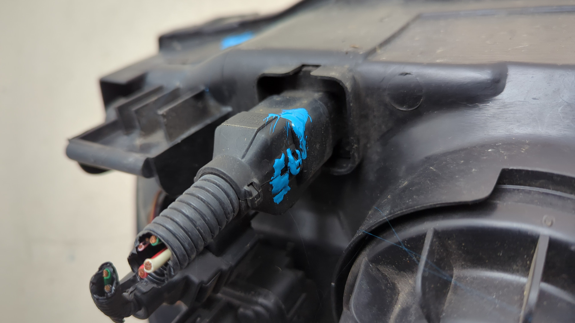 Фара правая