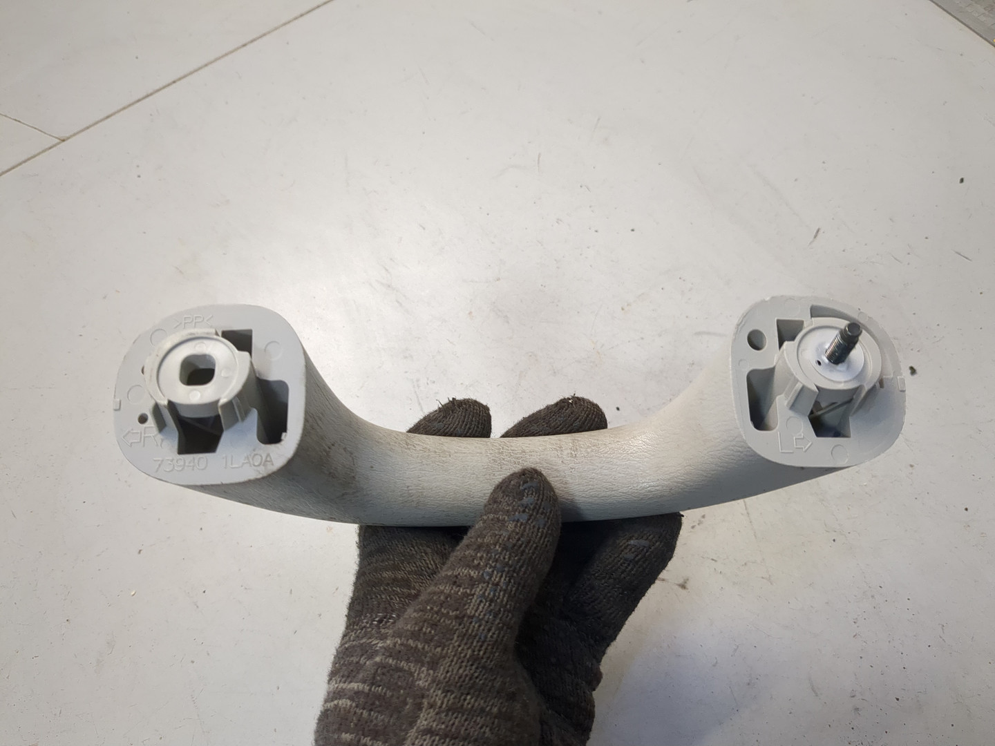 Ручка внутренняя потолочная