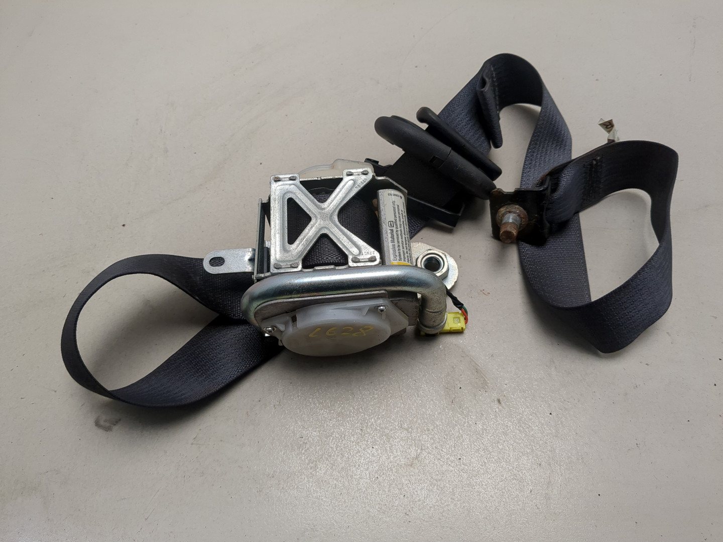 Ремень безопасности