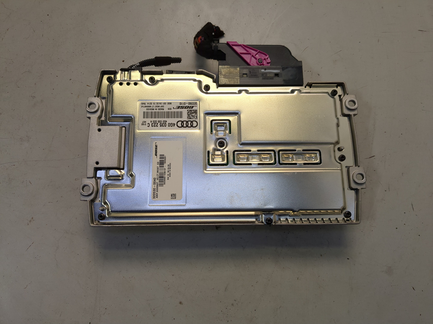 Усилитель акустической системы