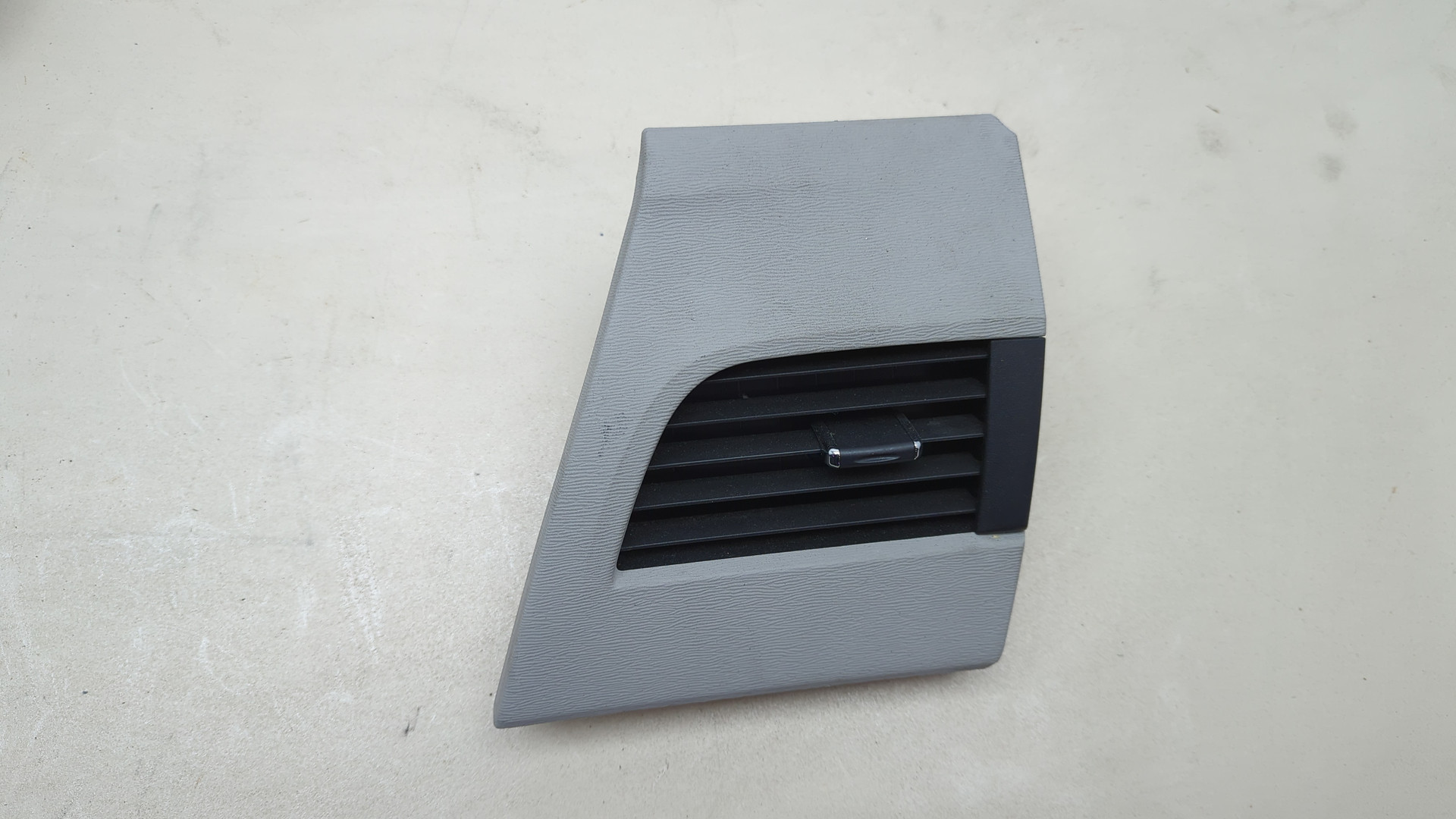 Дефлектор воздушный