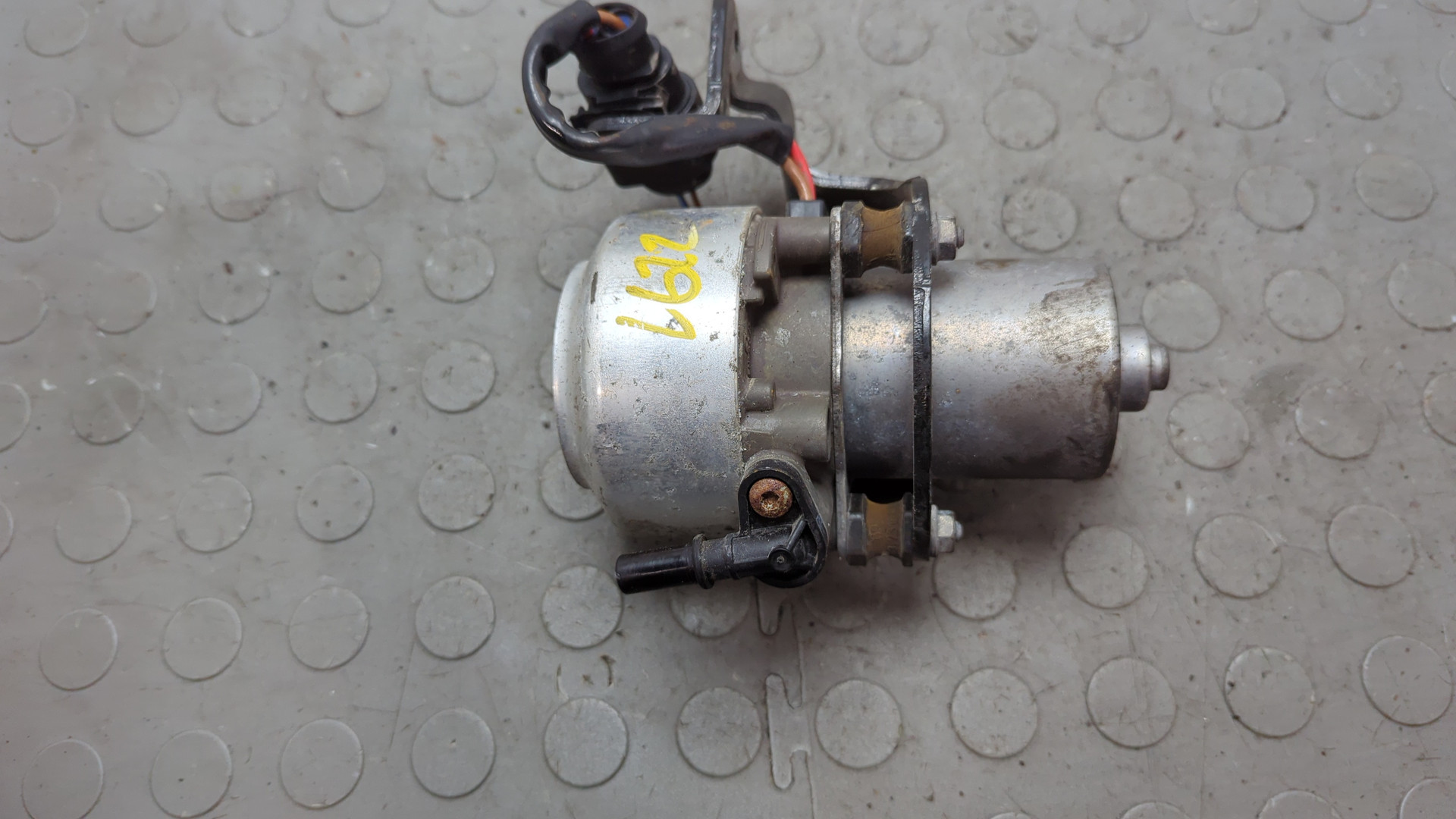 Насос вакуумный