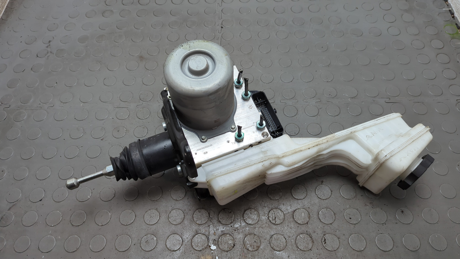 Блок ABS (насос)